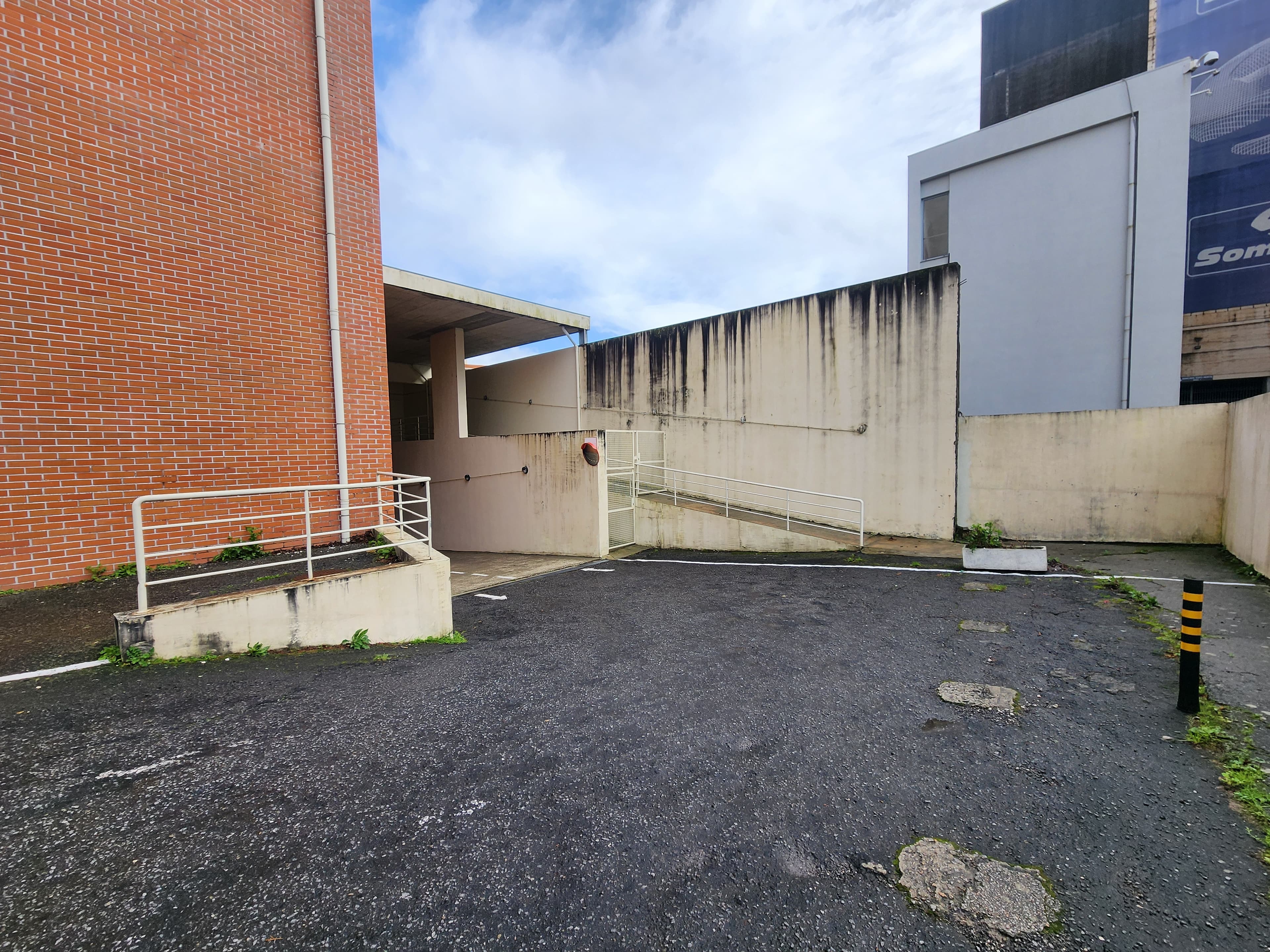 Garagem com Arrumos · Boavista, Porto — image 3