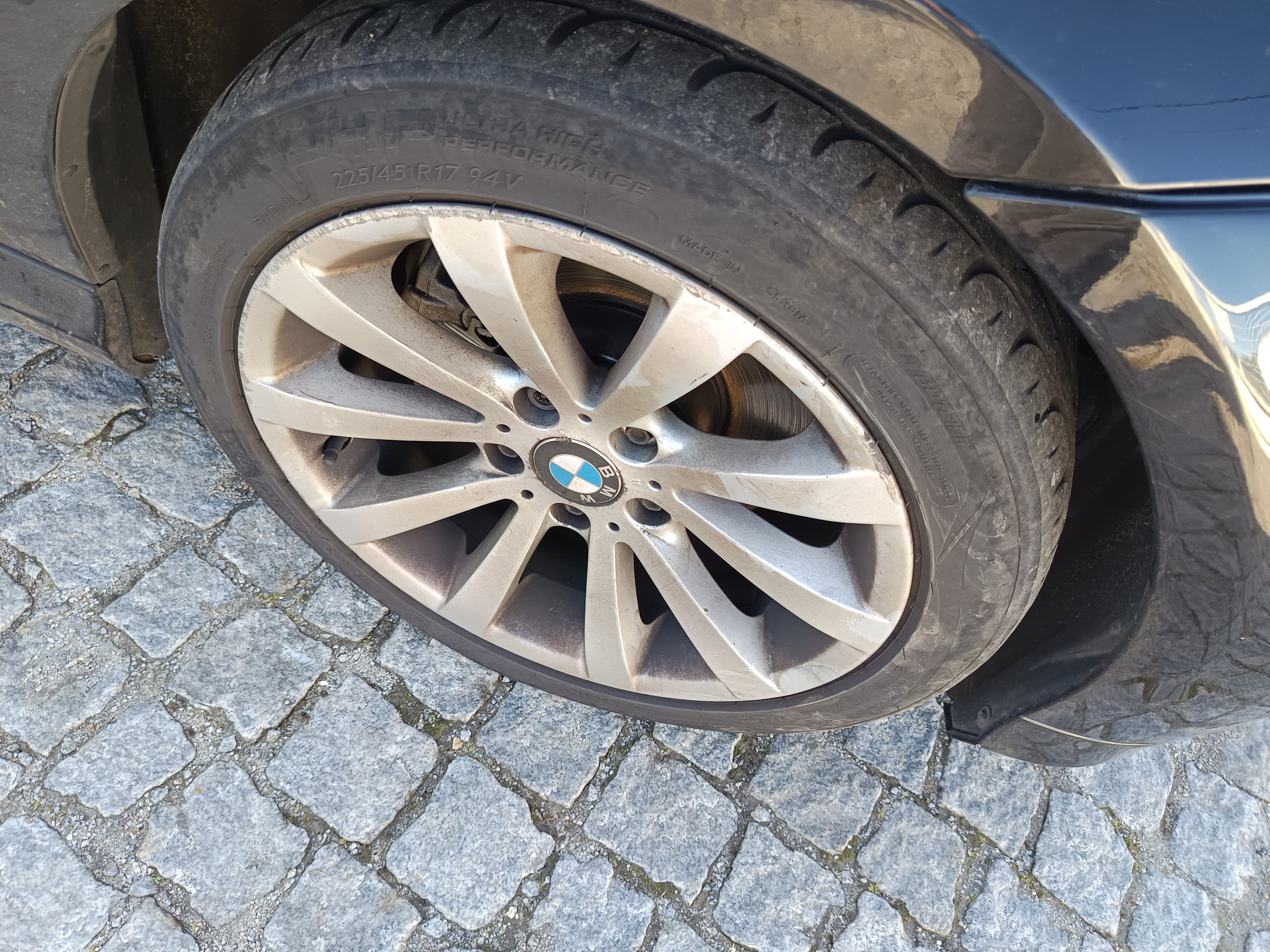BMW 320 D · Ano 2009 — imagem 12