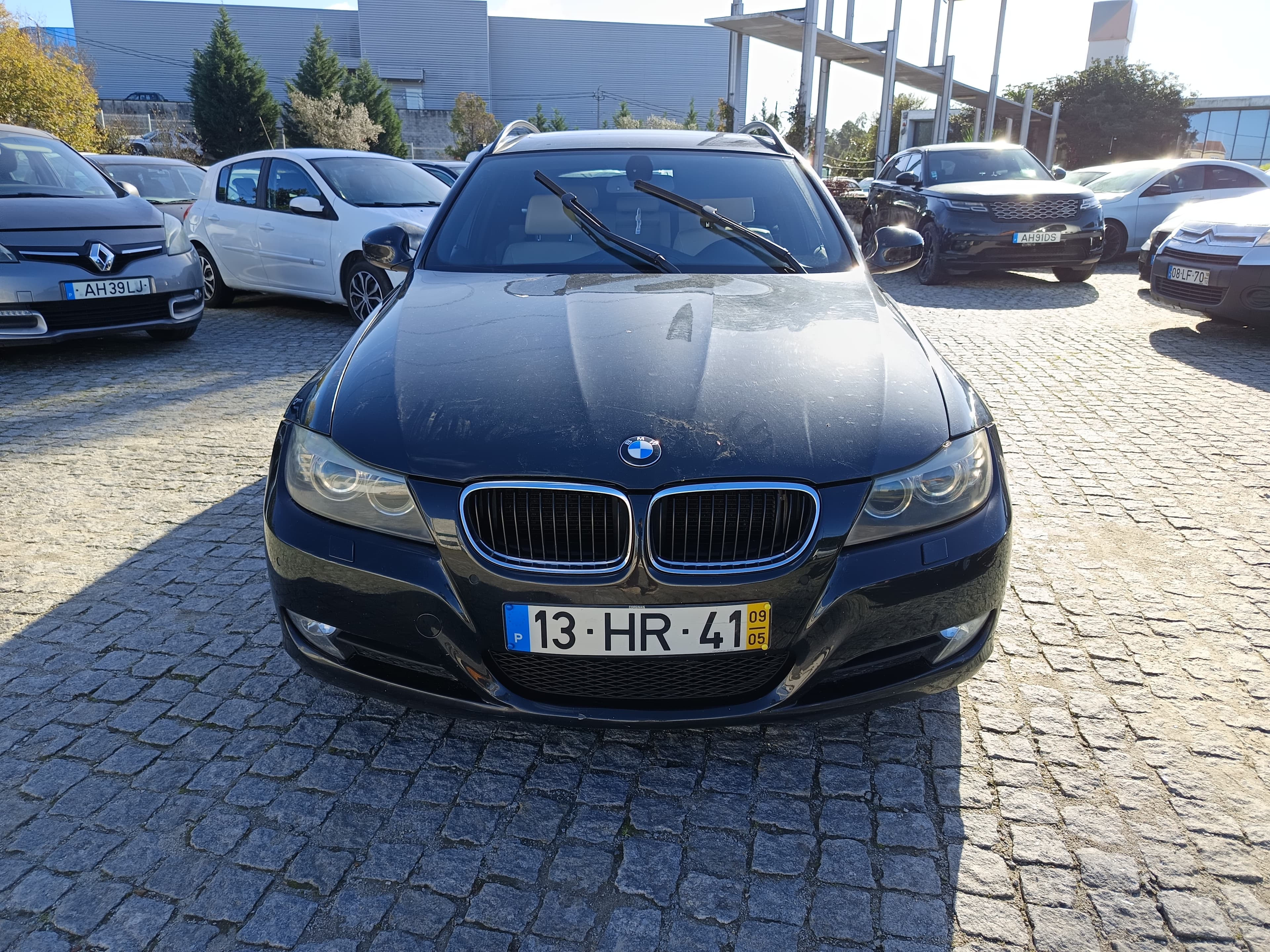 BMW 320 D · Ano 2009 — imagem 2