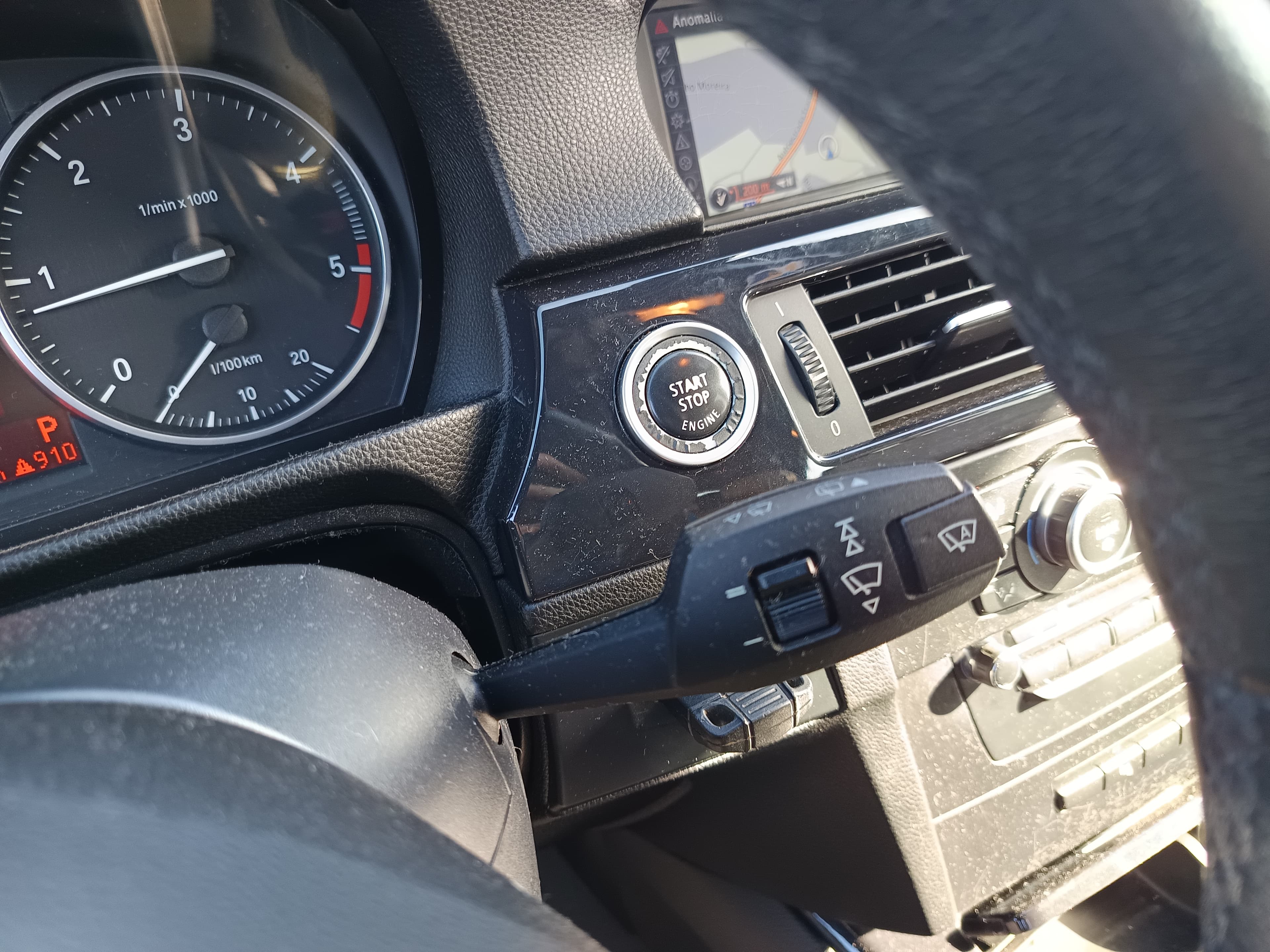 BMW 320 D · Ano 2009 — imagem 44