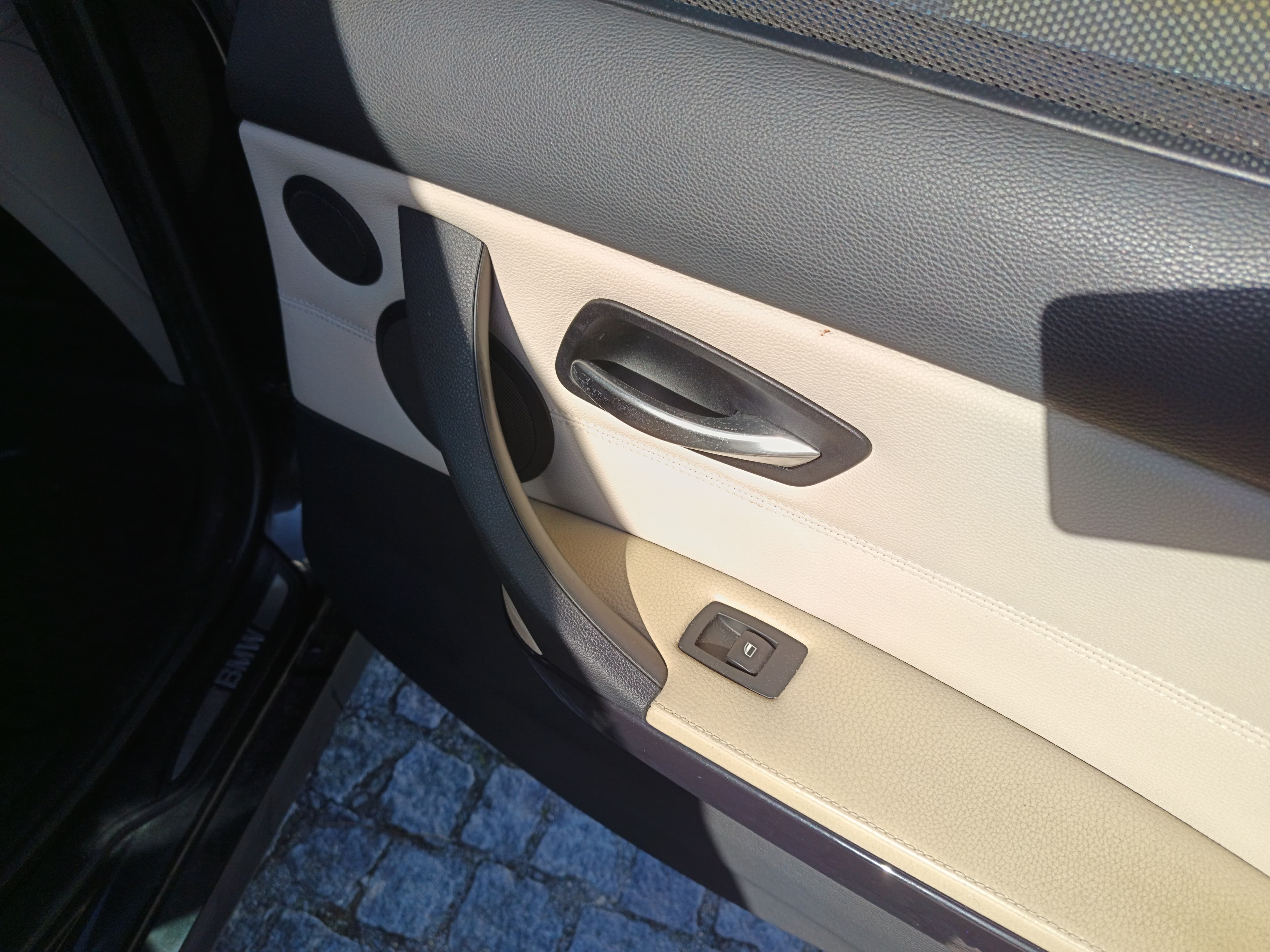 BMW 320 D · Ano 2009 — imagem 26