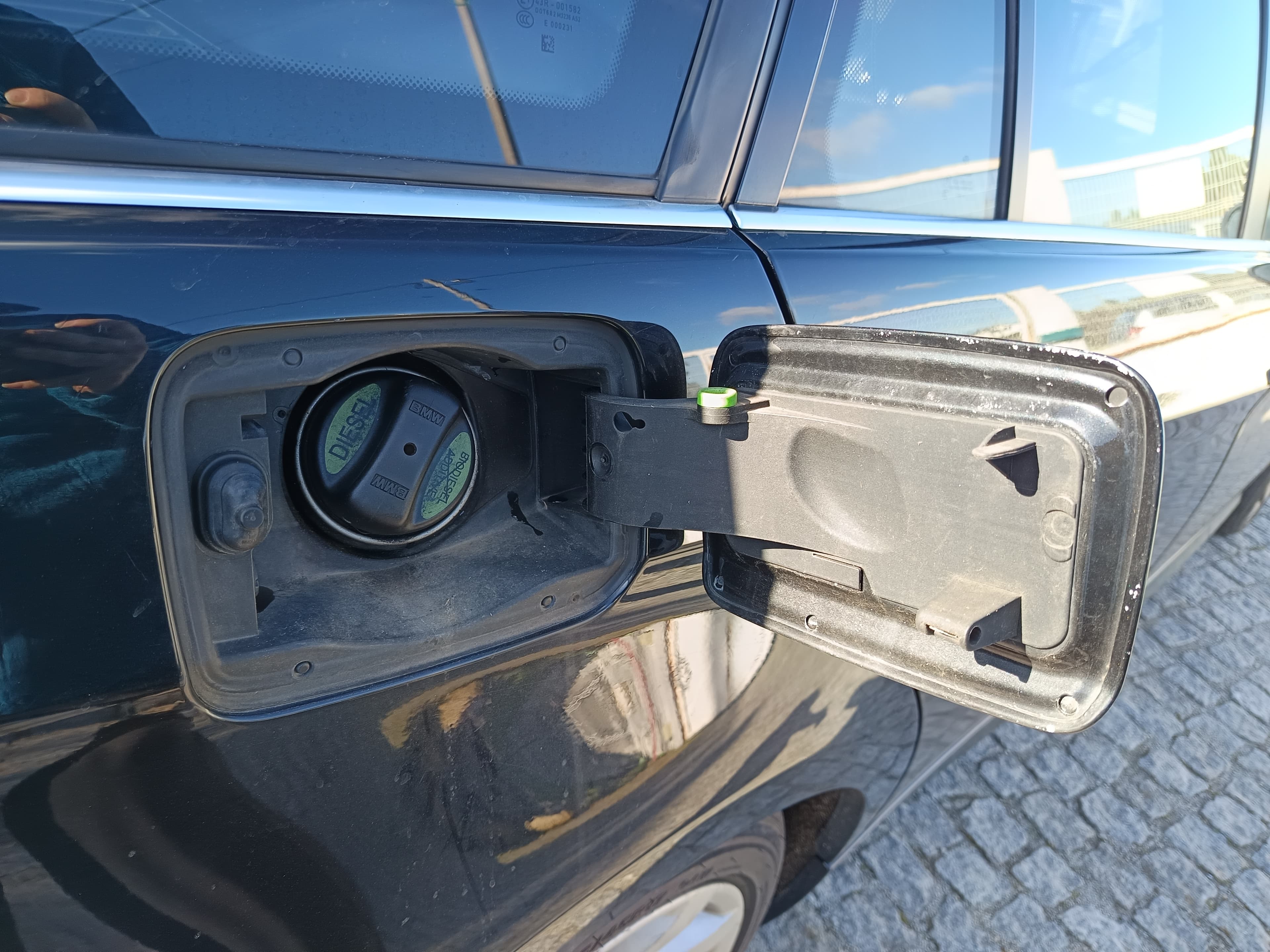 BMW 320 D · Ano 2009 — imagem 15