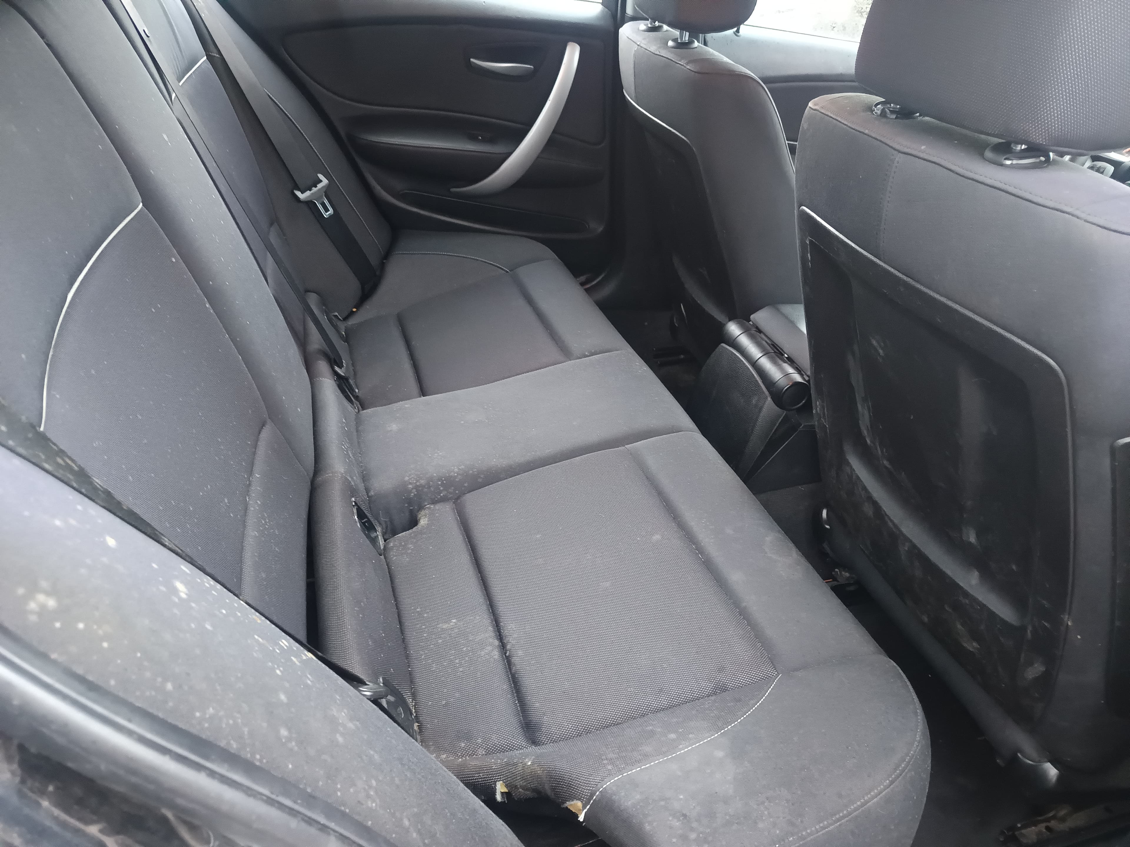 BMW 120D · Ano 2007 — image 21