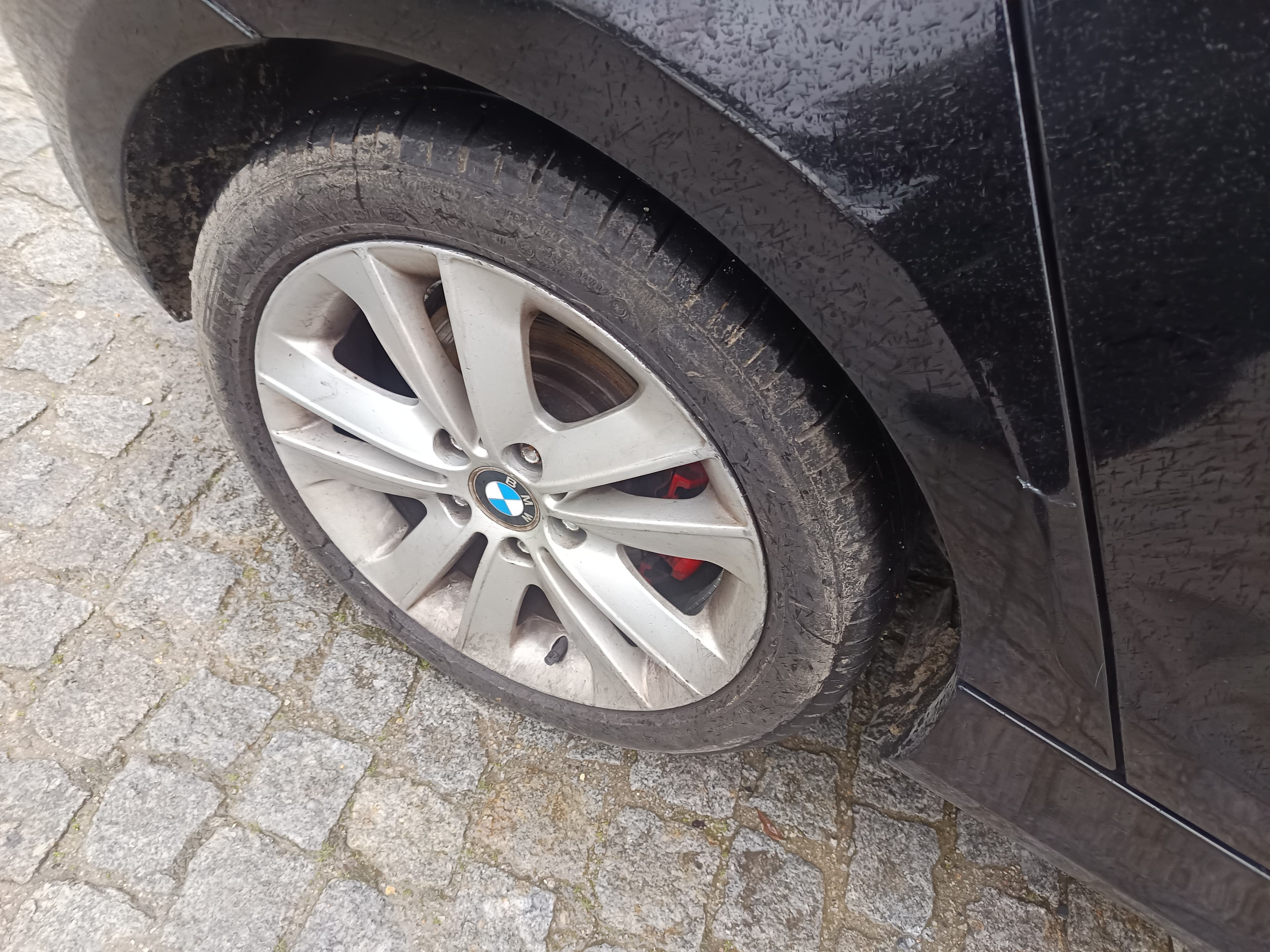 BMW 120D · Ano 2007 — image 9