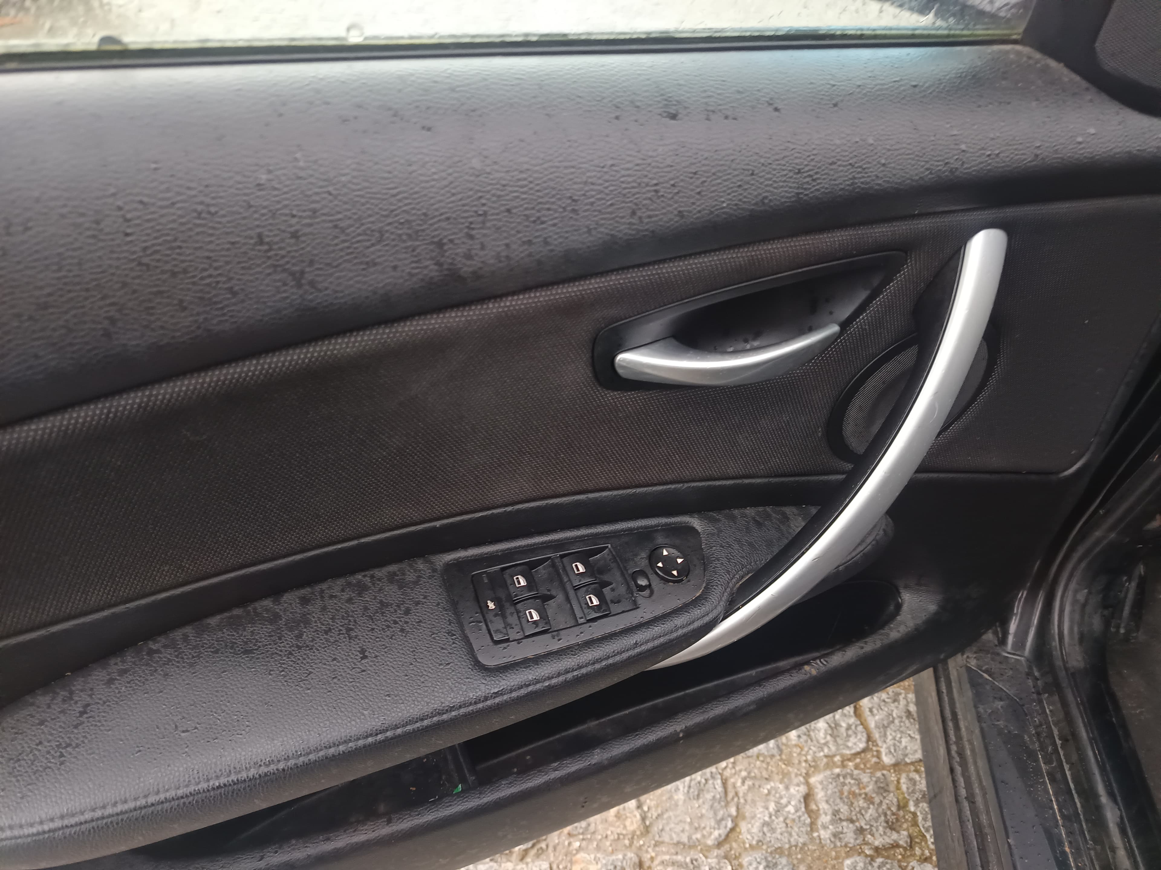 BMW 120D · Ano 2007 — image 29