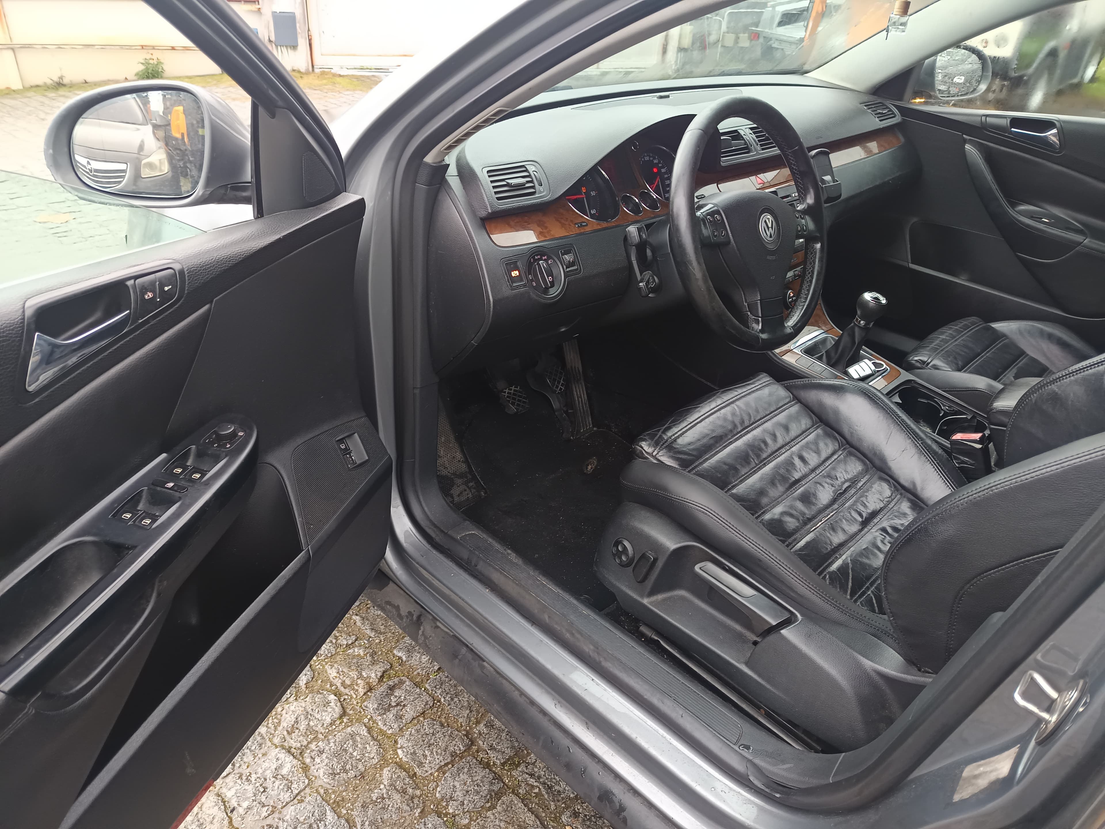 Volkswagen Passat · Ano 2006 — imagen 28