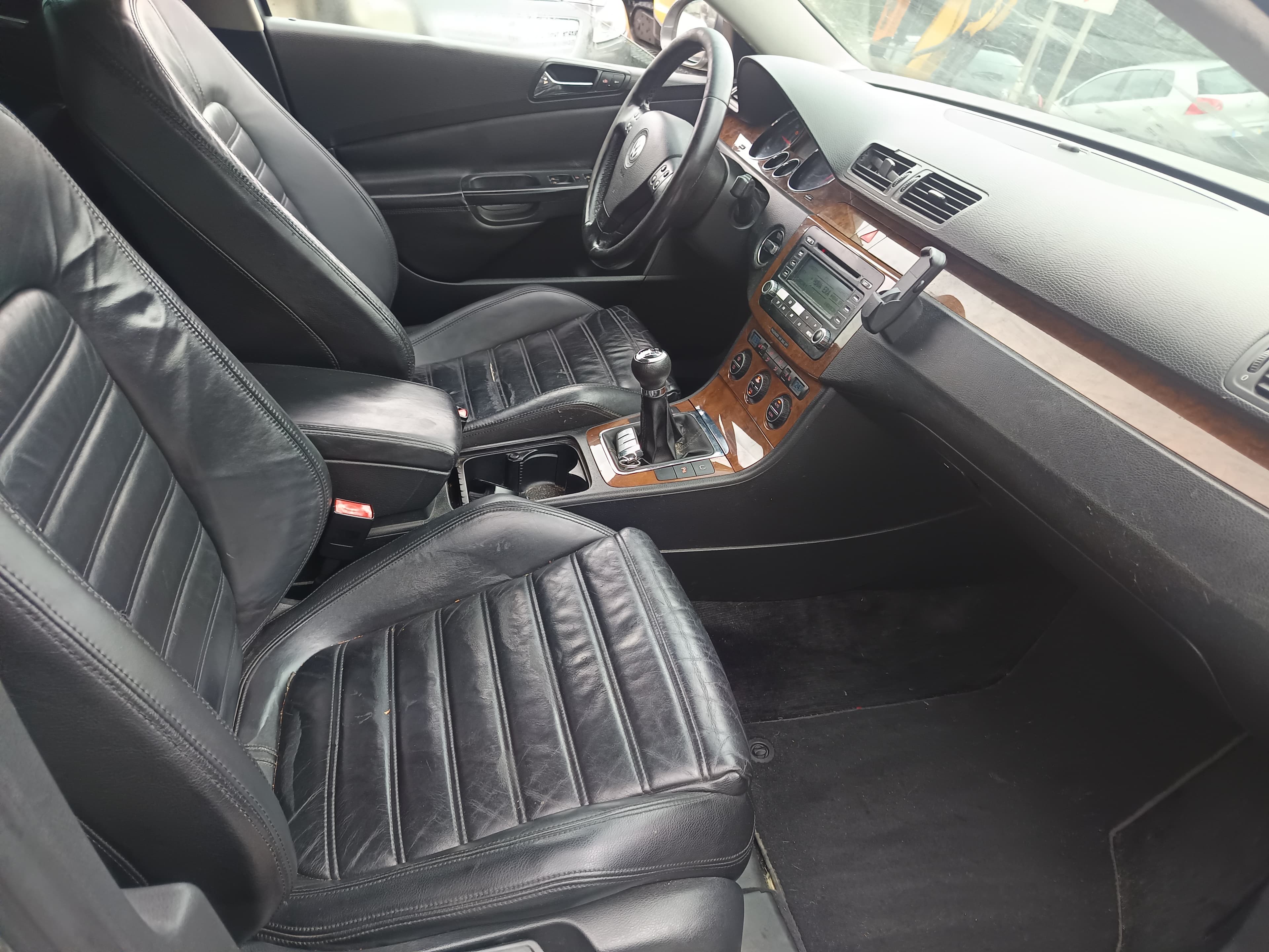 Volkswagen Passat · Ano 2006 — imagen 27