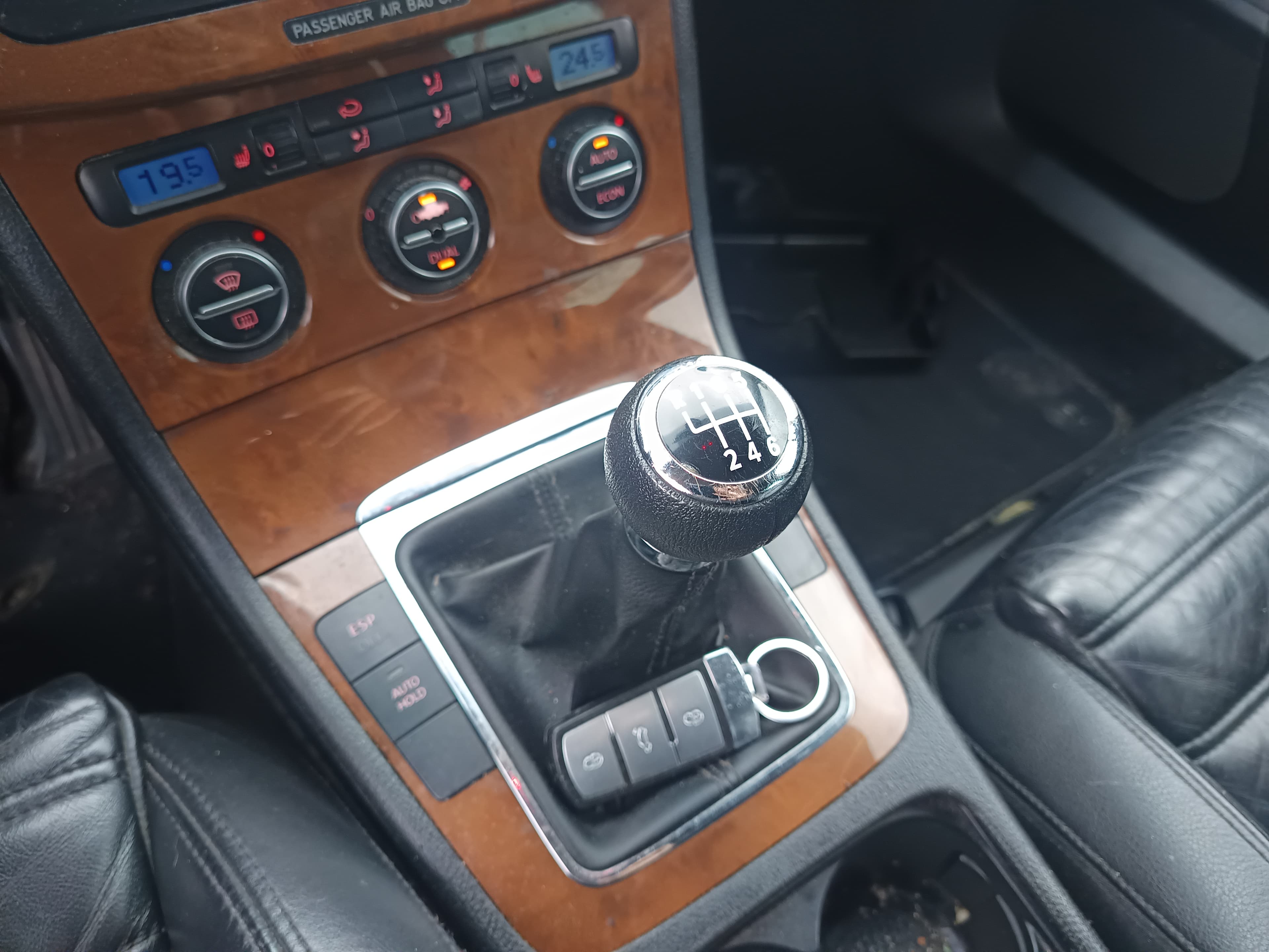 Volkswagen Passat · Ano 2006 — imagen 36