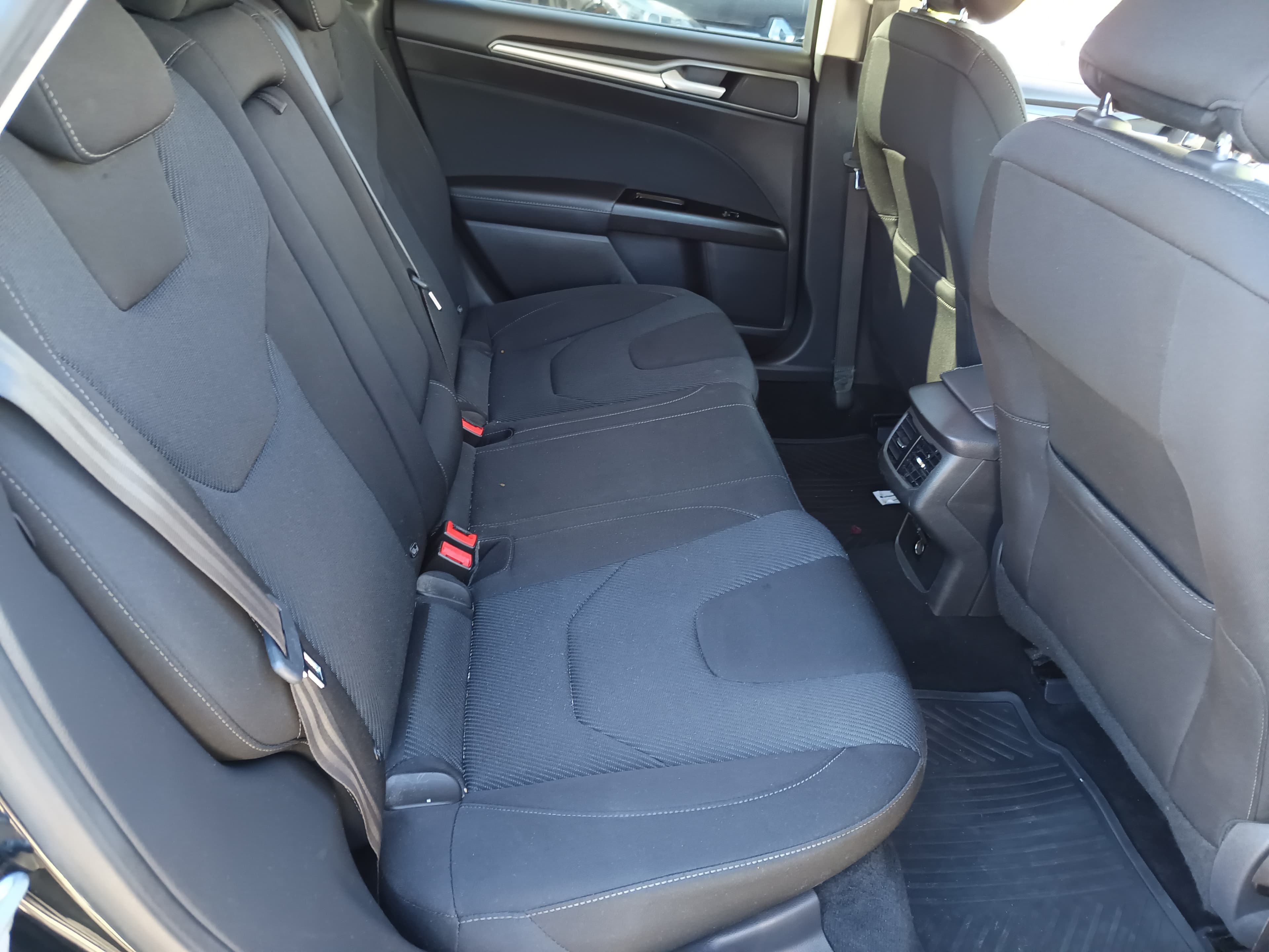 Ford Mondeo · Ano 2016 — imagem 24