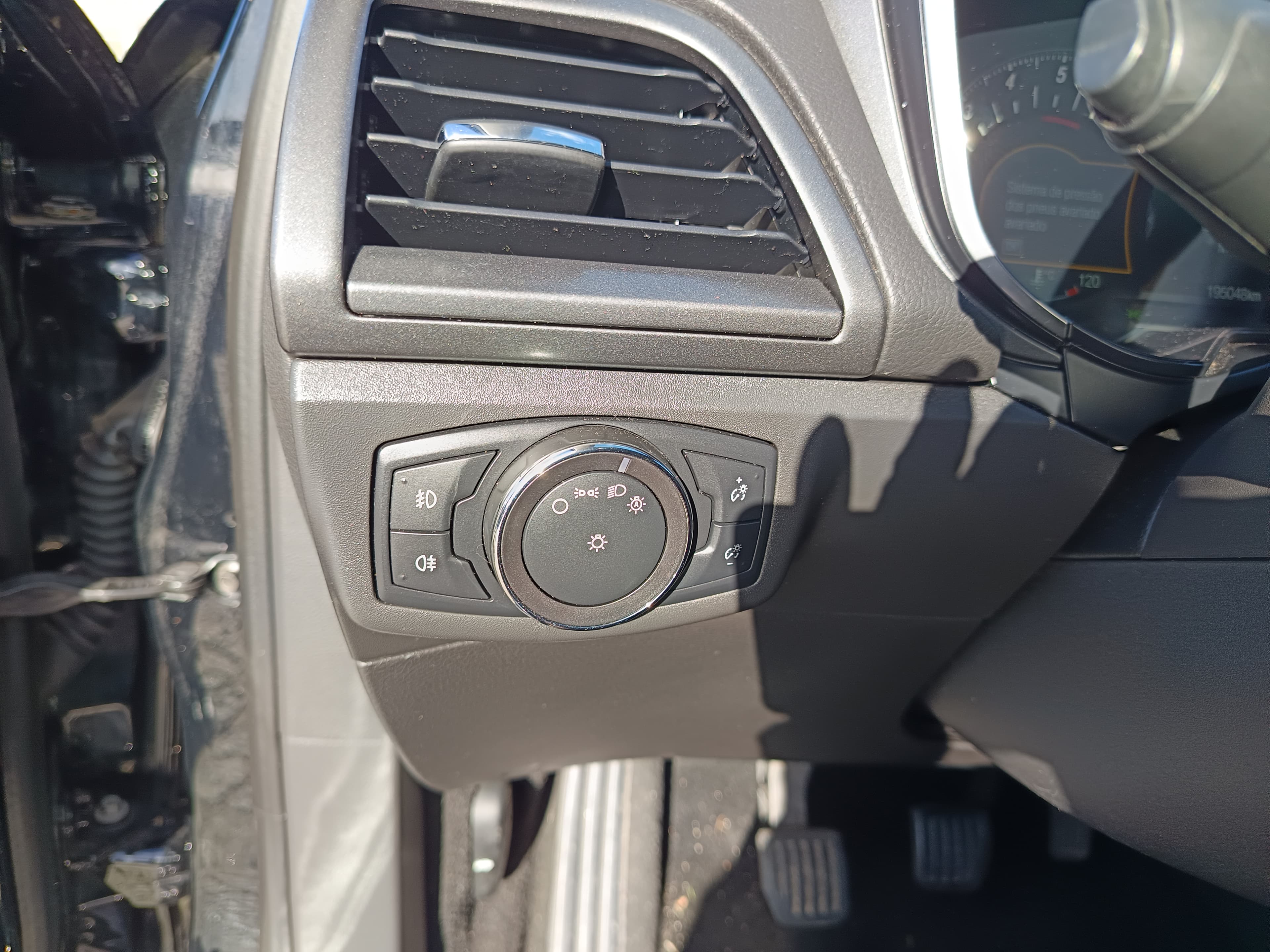 Ford Mondeo · Ano 2016 — imagem 45