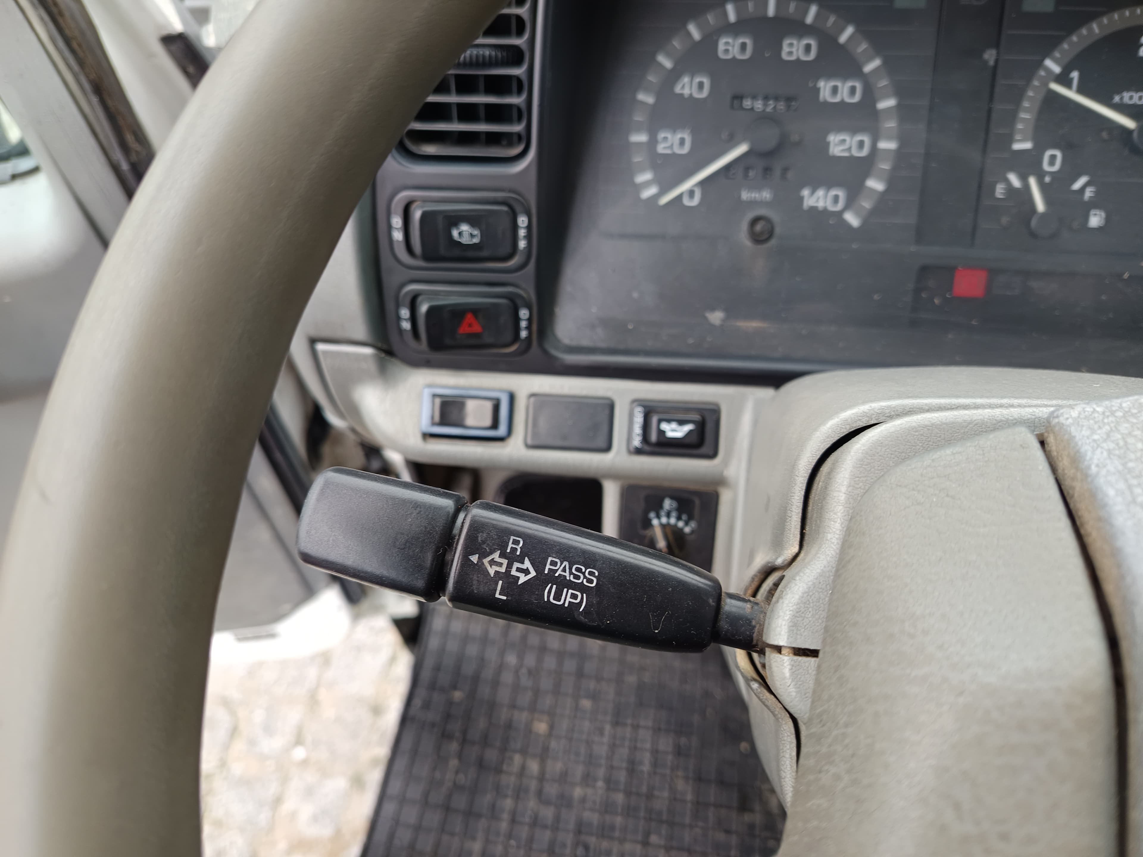 Mitsubishi Canter · Ano 2003 — imagem 27