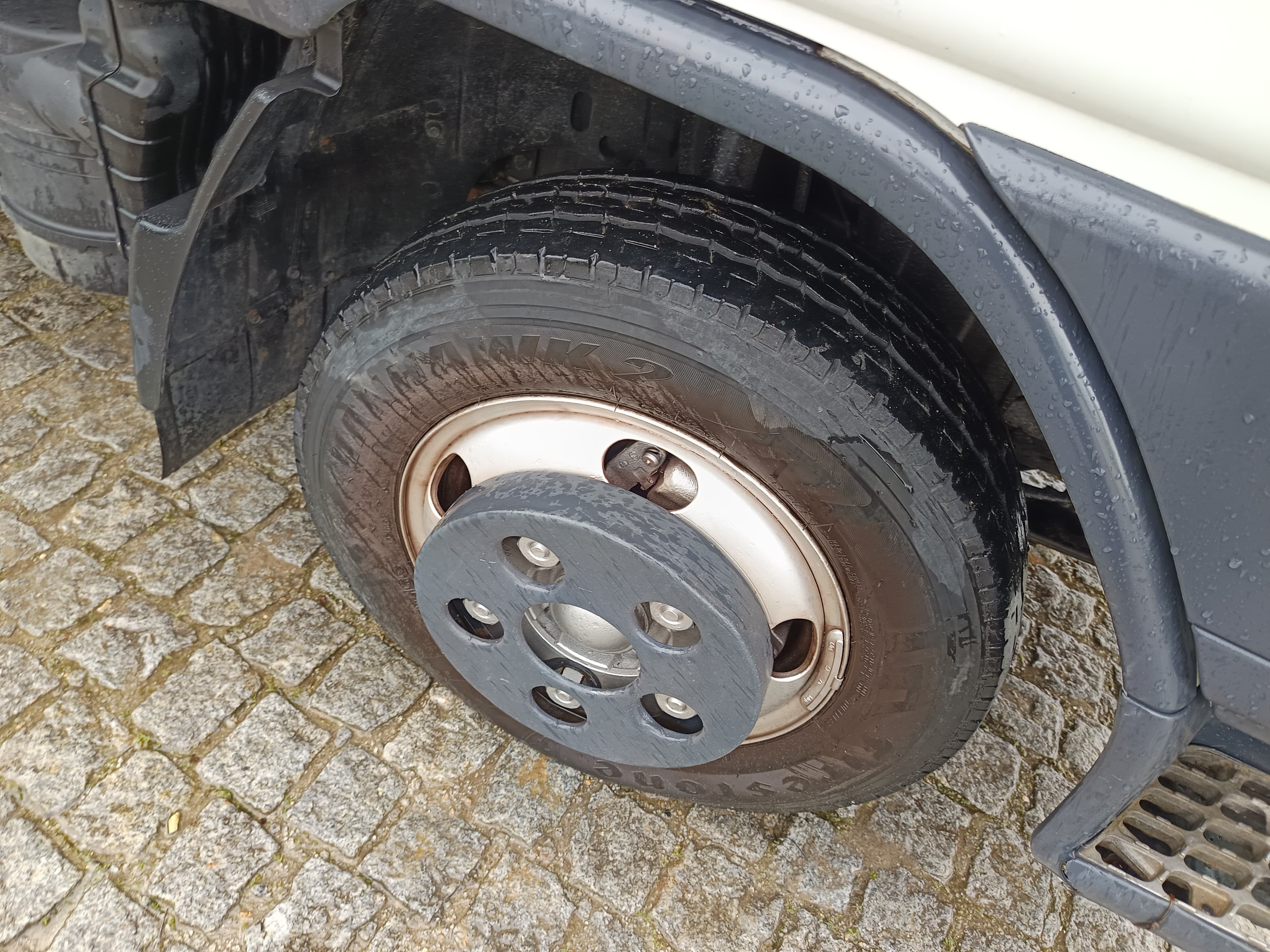 Mitsubishi Canter · Ano 2003 — imagem 8