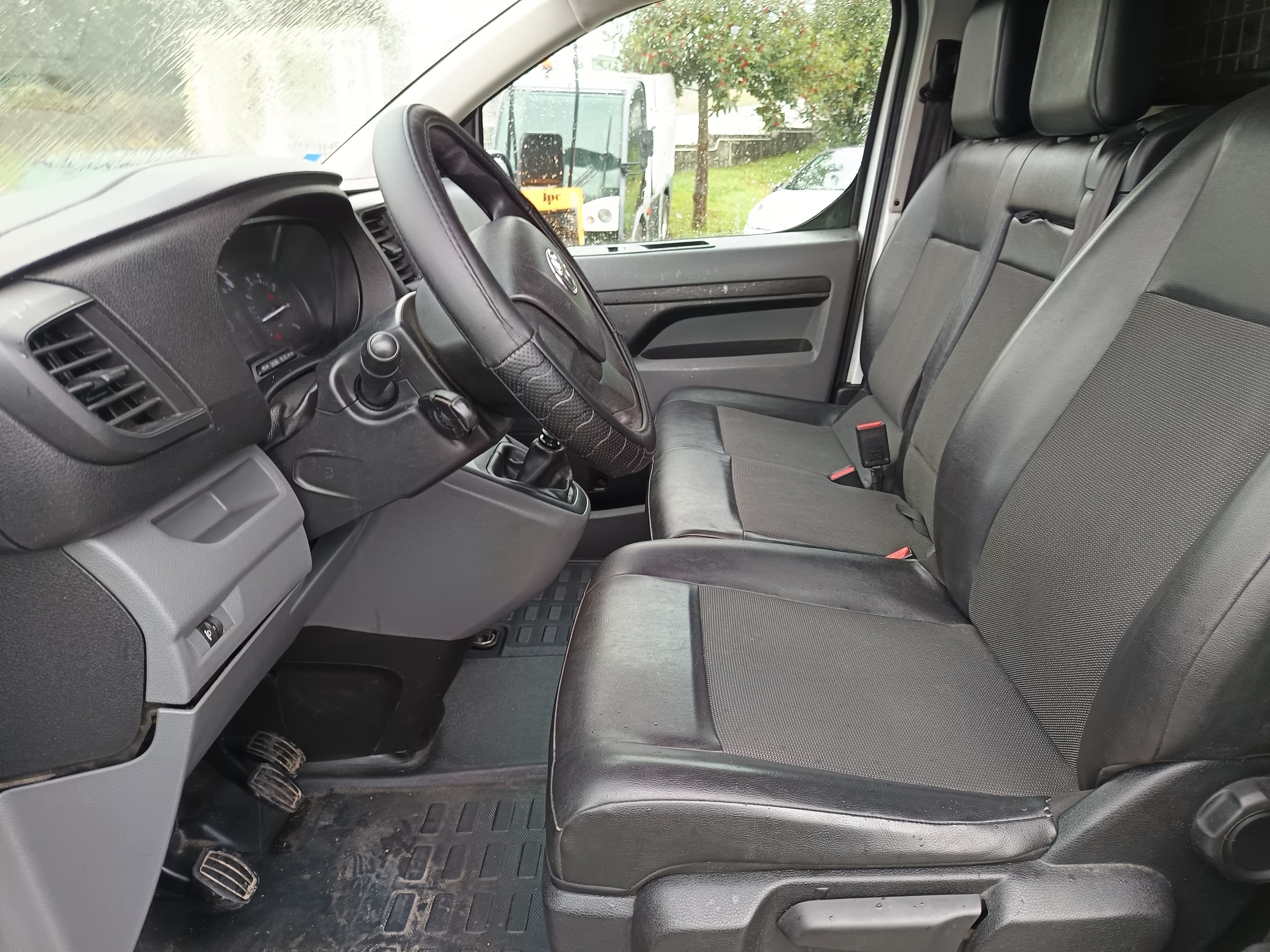 Toyota Proace · Ano 2017 — imagen 25