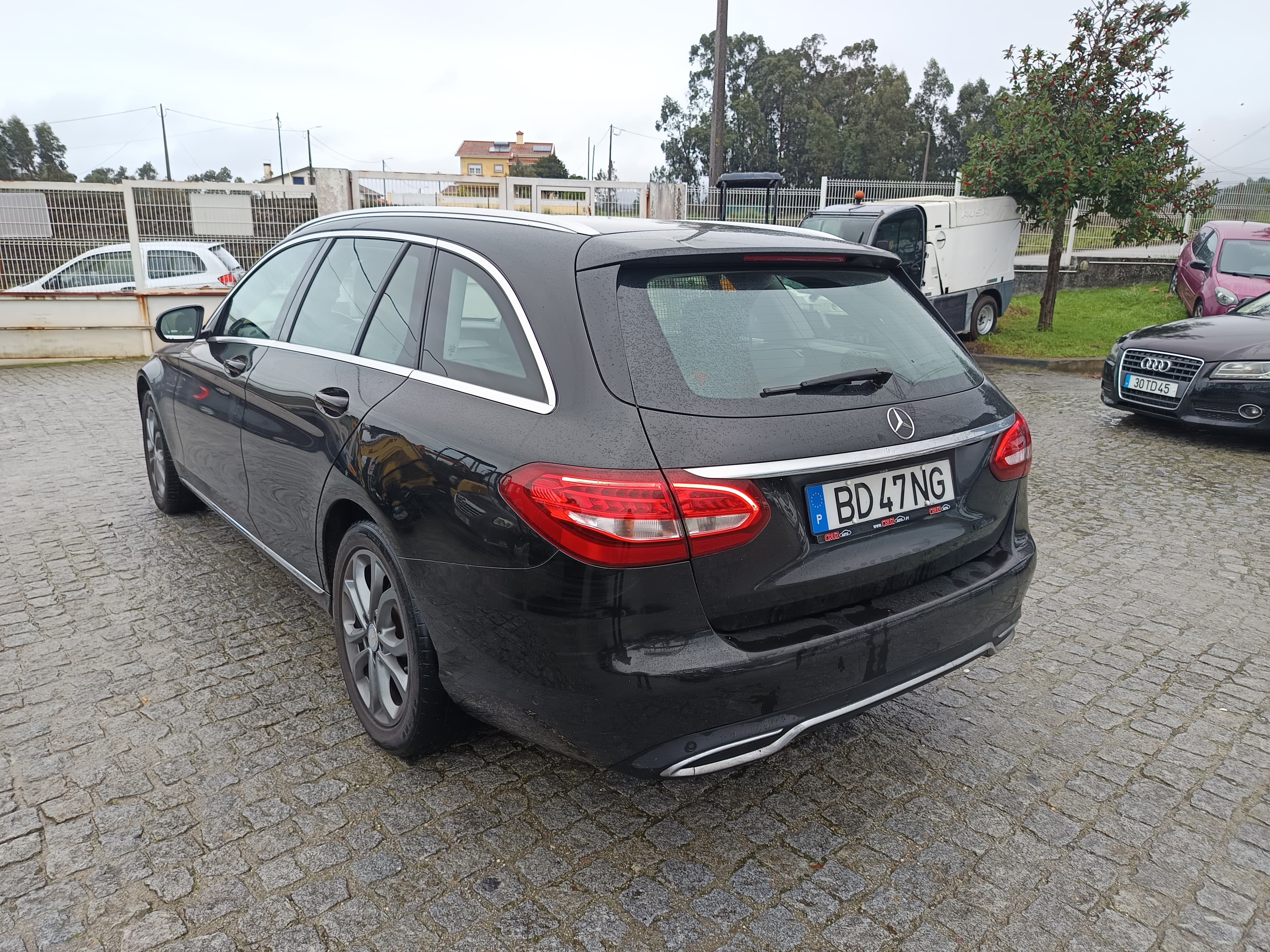 Mercedes-Benz C200 · Ano 2016 — image 7
