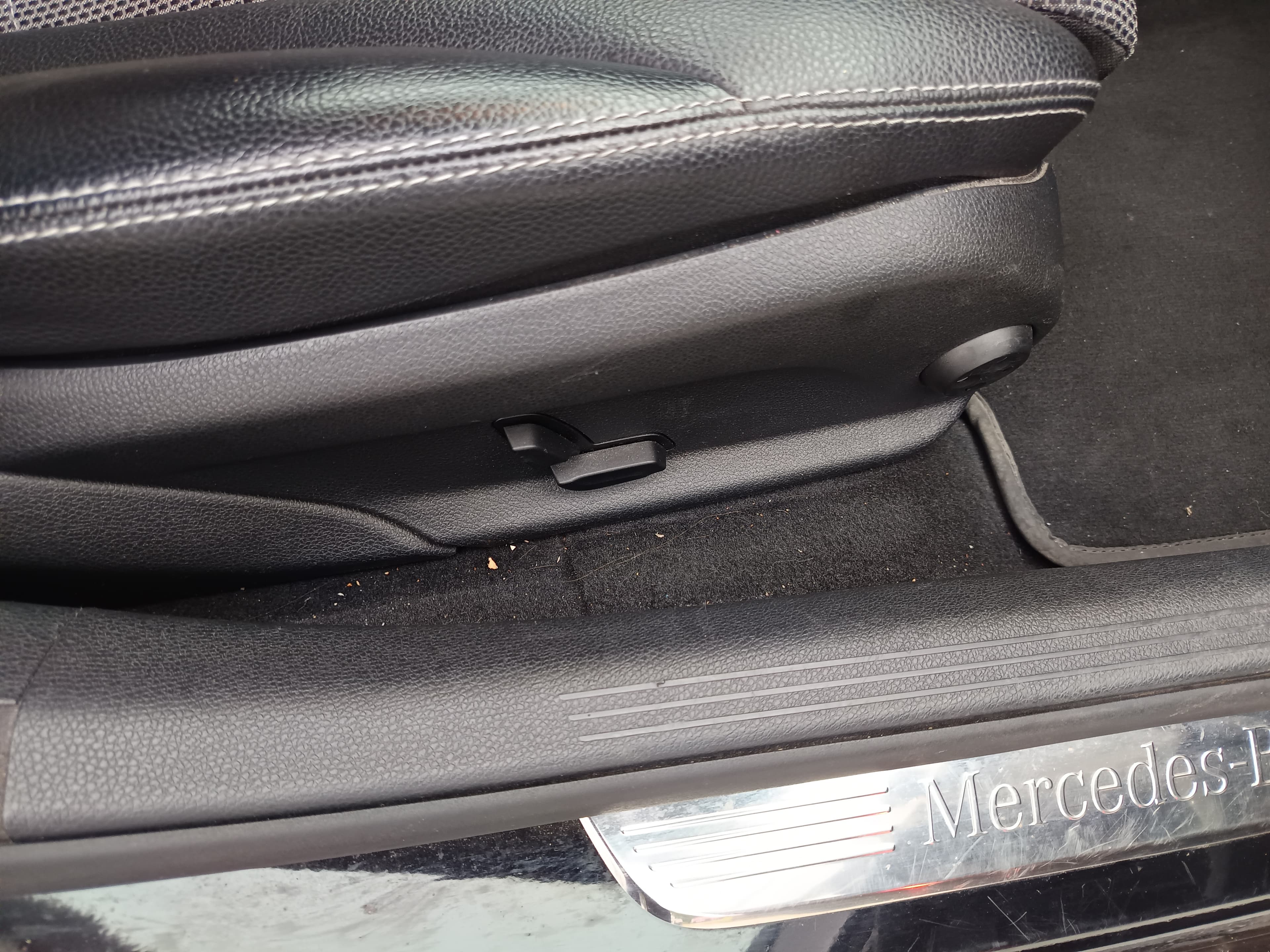 Mercedes-Benz C200 · Ano 2016 — image 27