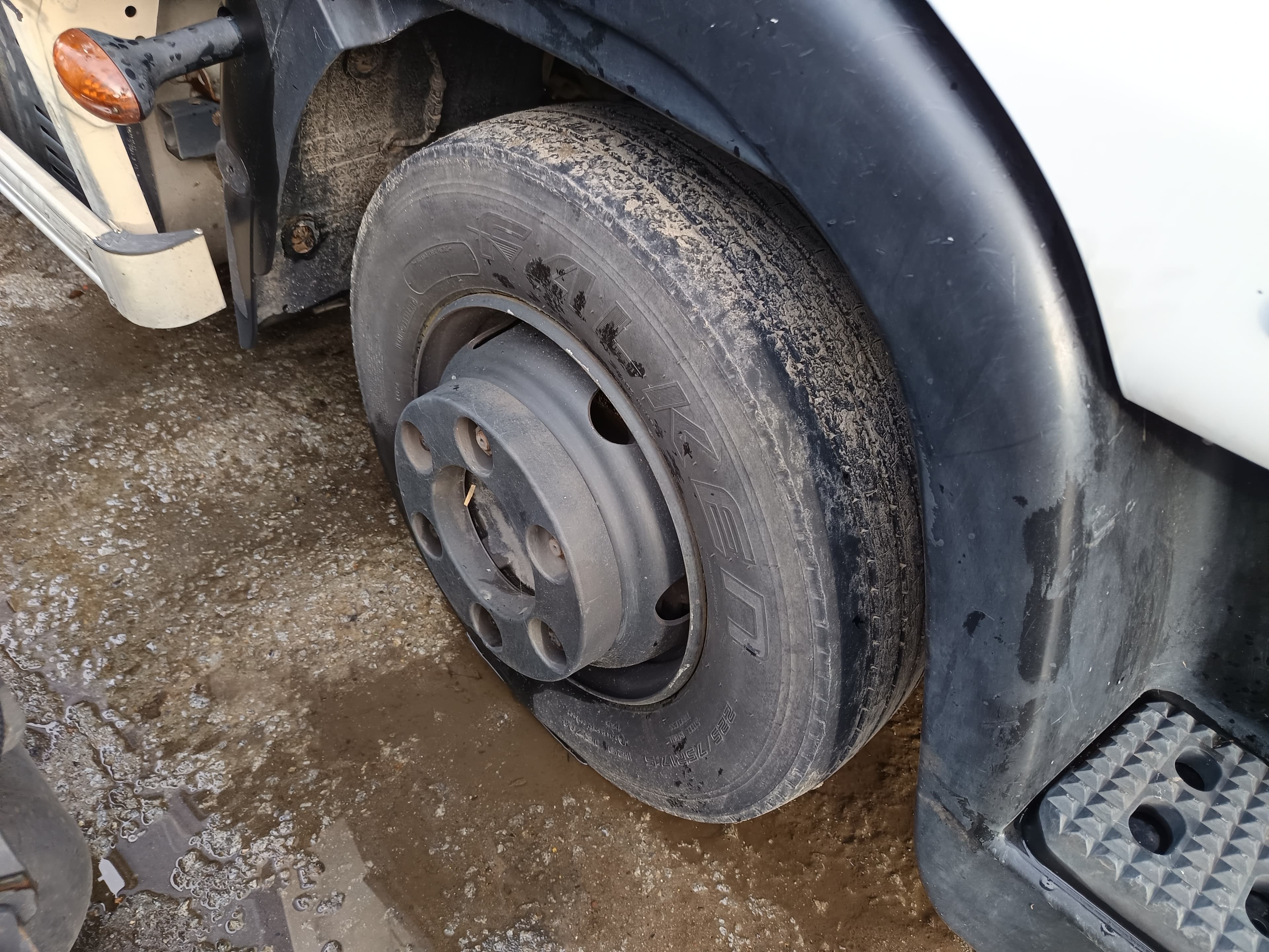 Iveco Eurocargo 80EL18 · Ano 2010 — image 11