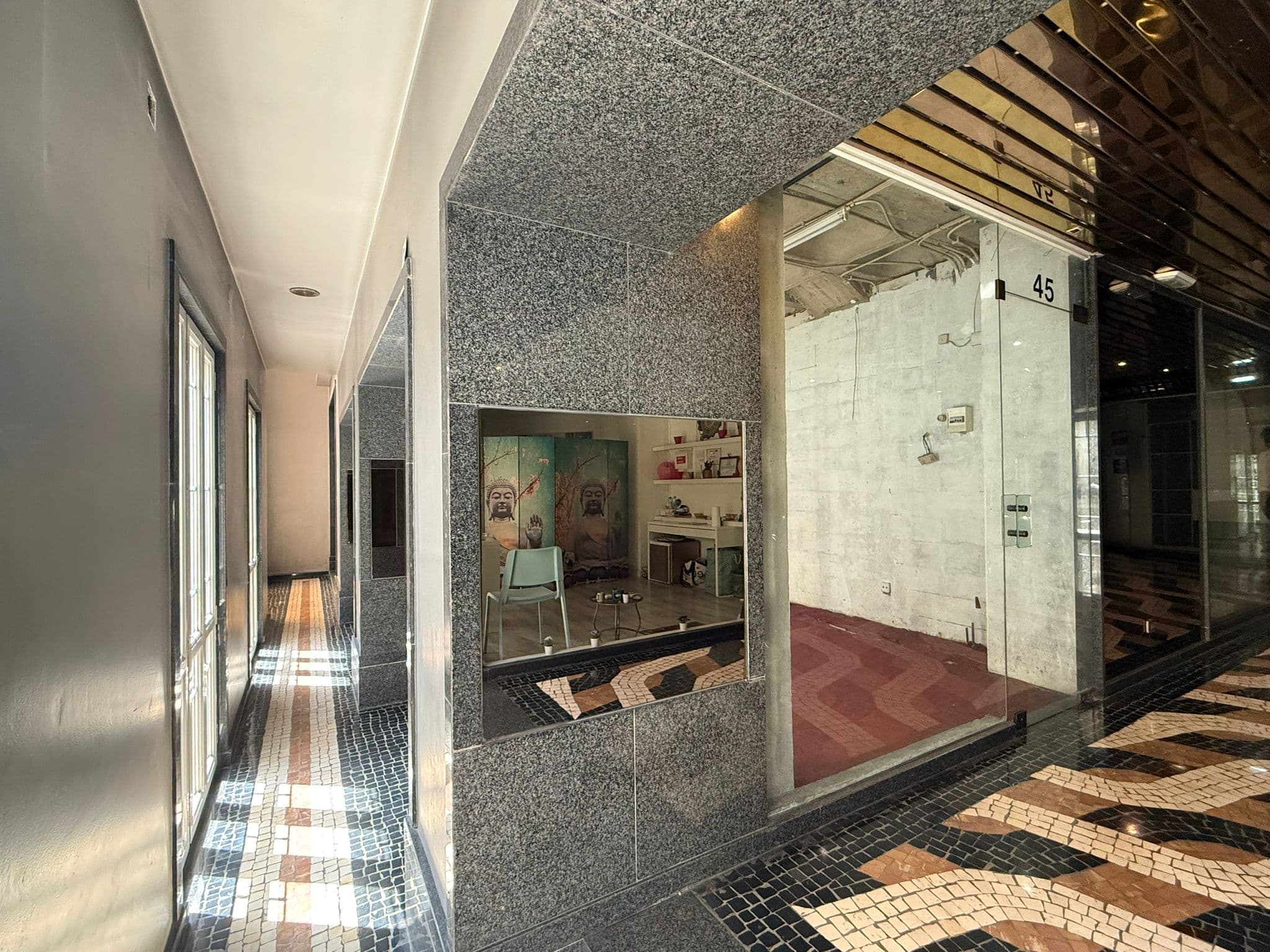 Loja · Santa Maria Maior, Lisboa — image 5