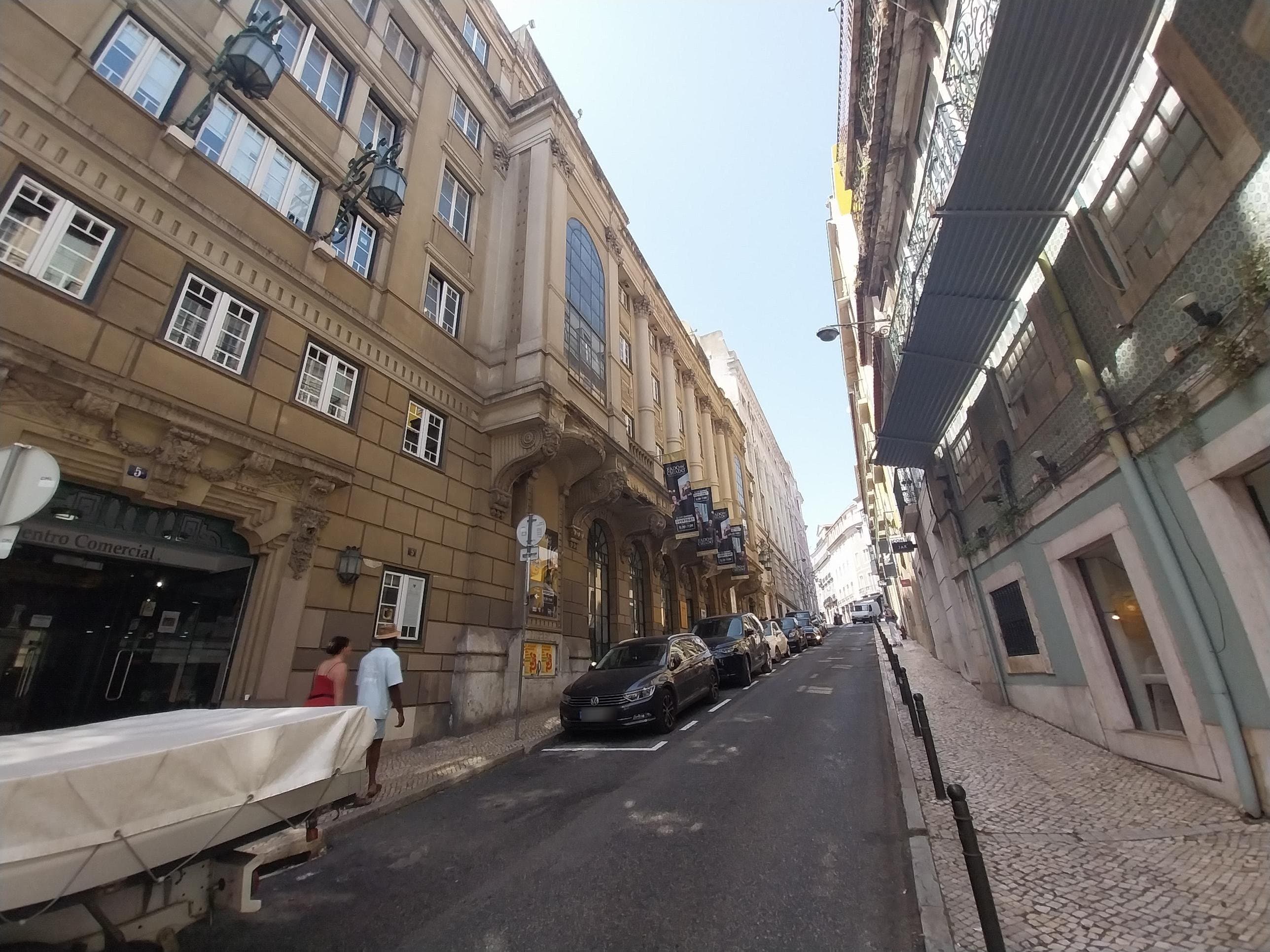 Loja · Santa Maria Maior, Lisboa — image 7