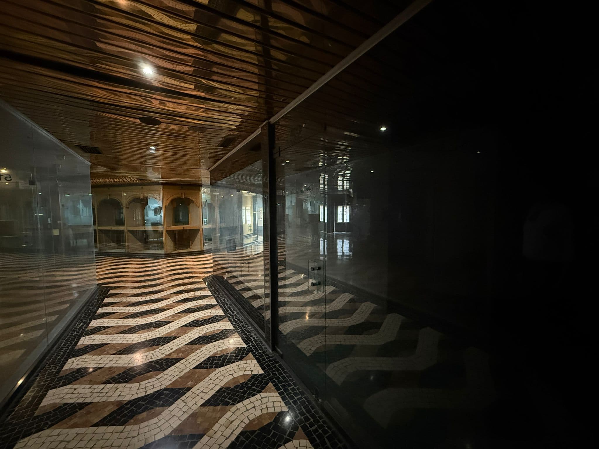 Conjunto de 20 Frações no “Espaço Chiado” · Santa Maria Maior, Lisboa — imagem 8