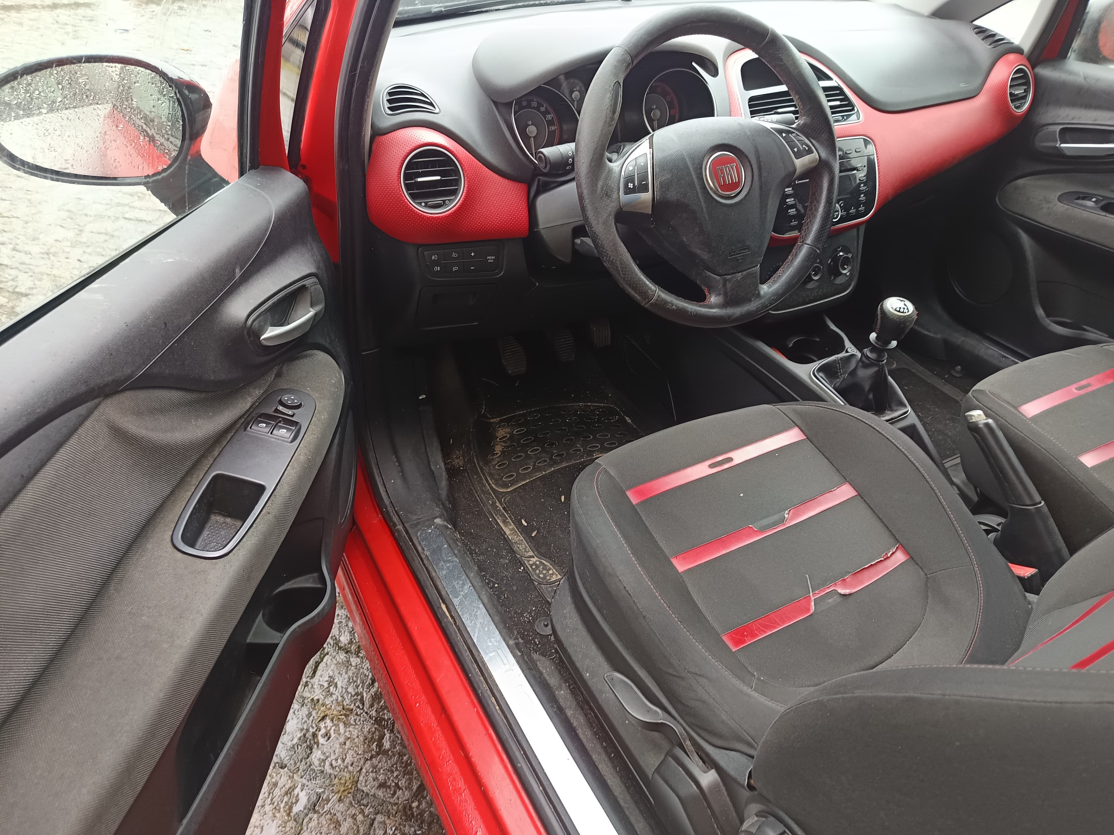 Fiat Punto EVO 1.4 16V · Ano 2010 — imagen 32