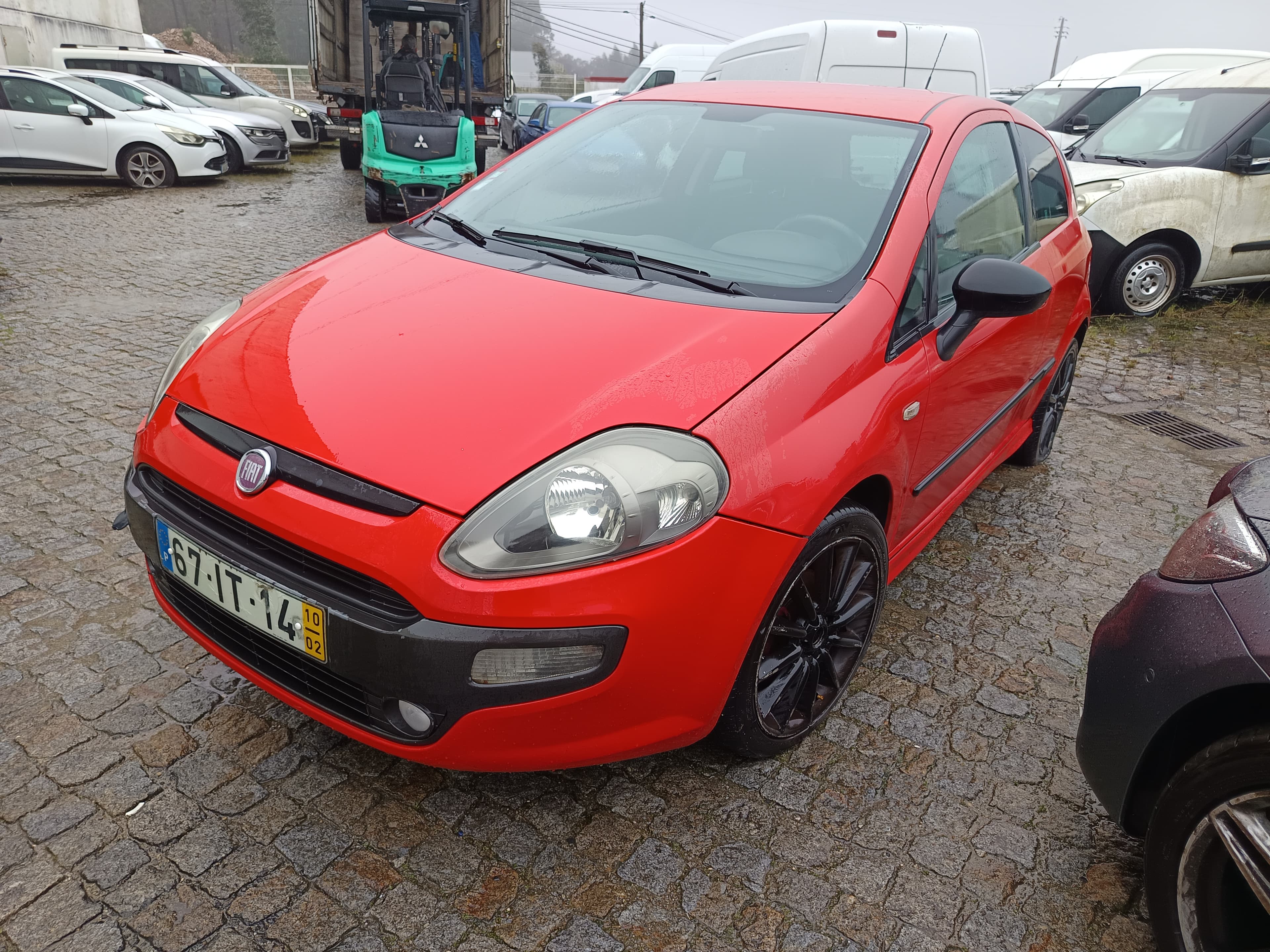 Fiat Punto EVO 1.4 16V · Ano 2010 — imagen 3