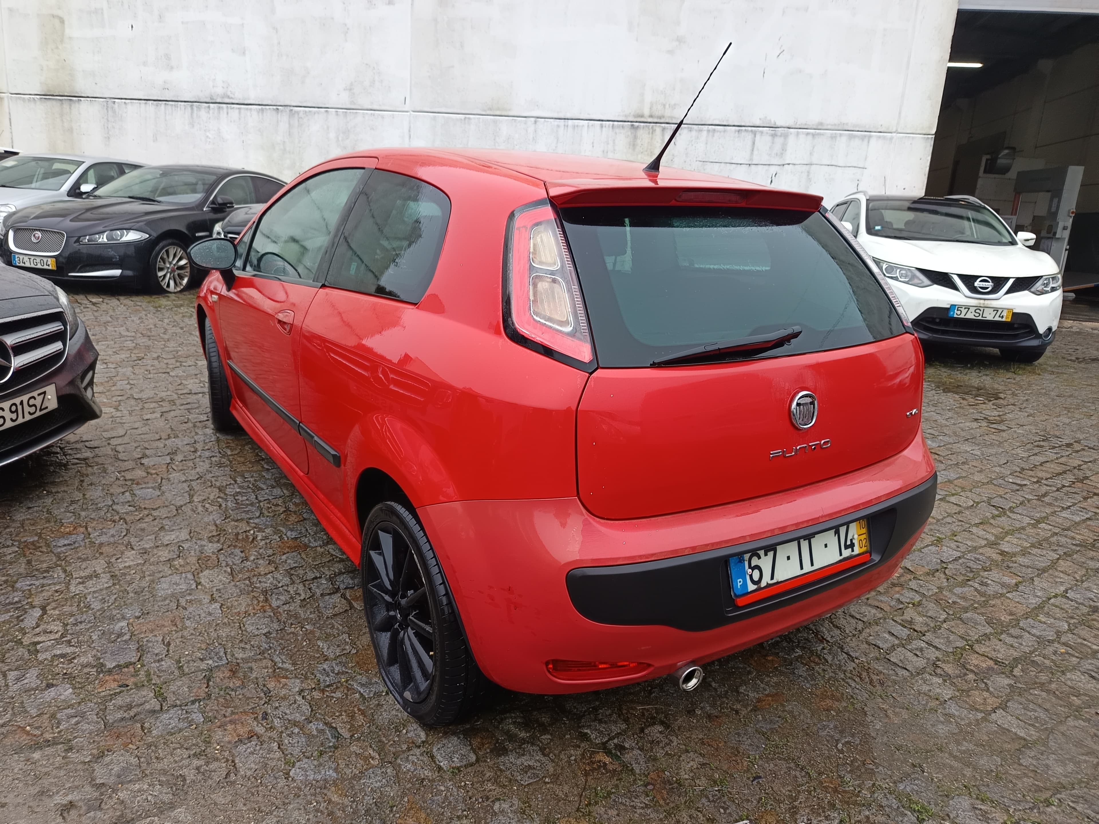 Fiat Punto EVO 1.4 16V · Ano 2010 — imagen 6