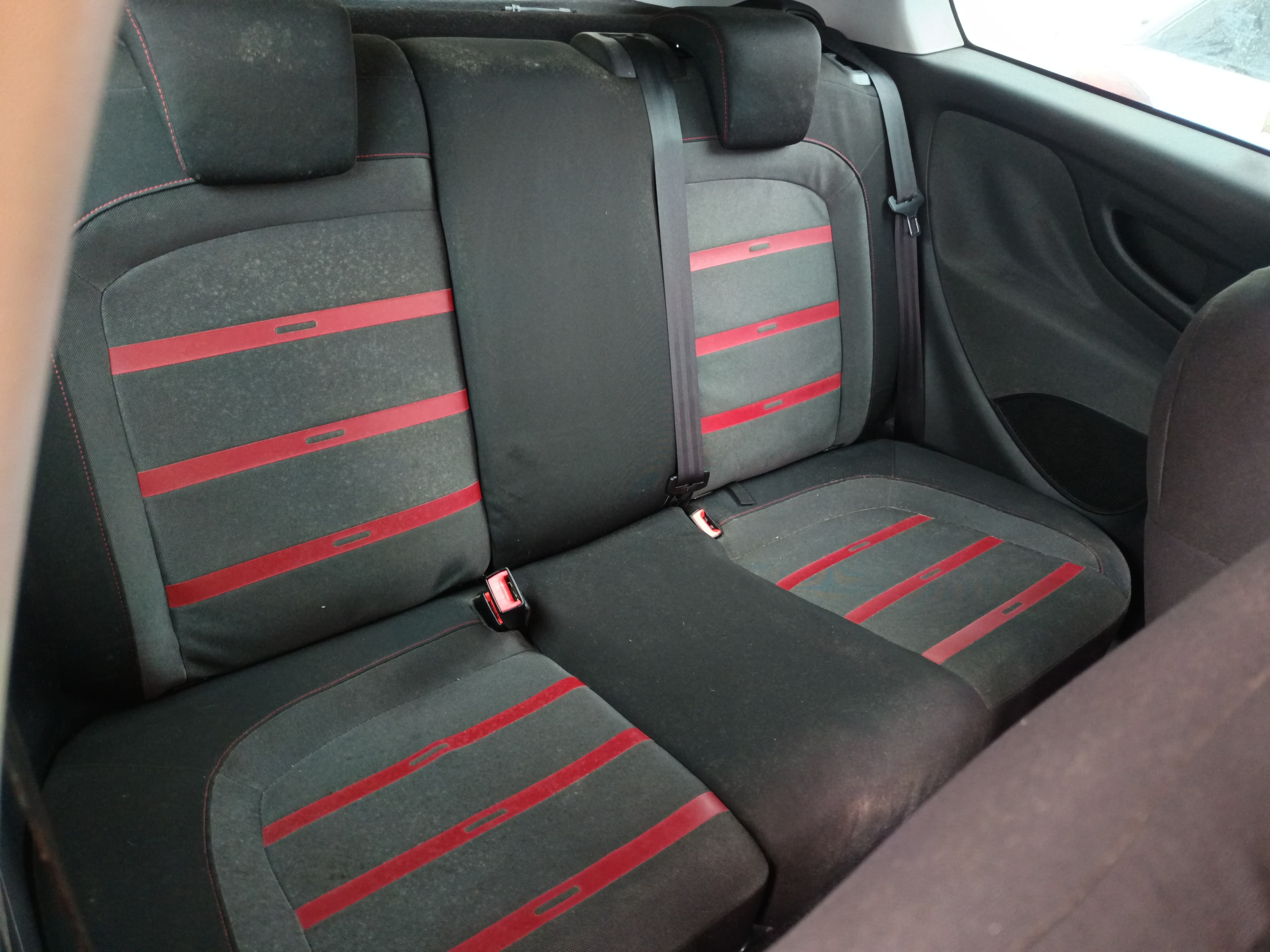 Fiat Punto EVO 1.4 16V · Ano 2010 — imagen 26