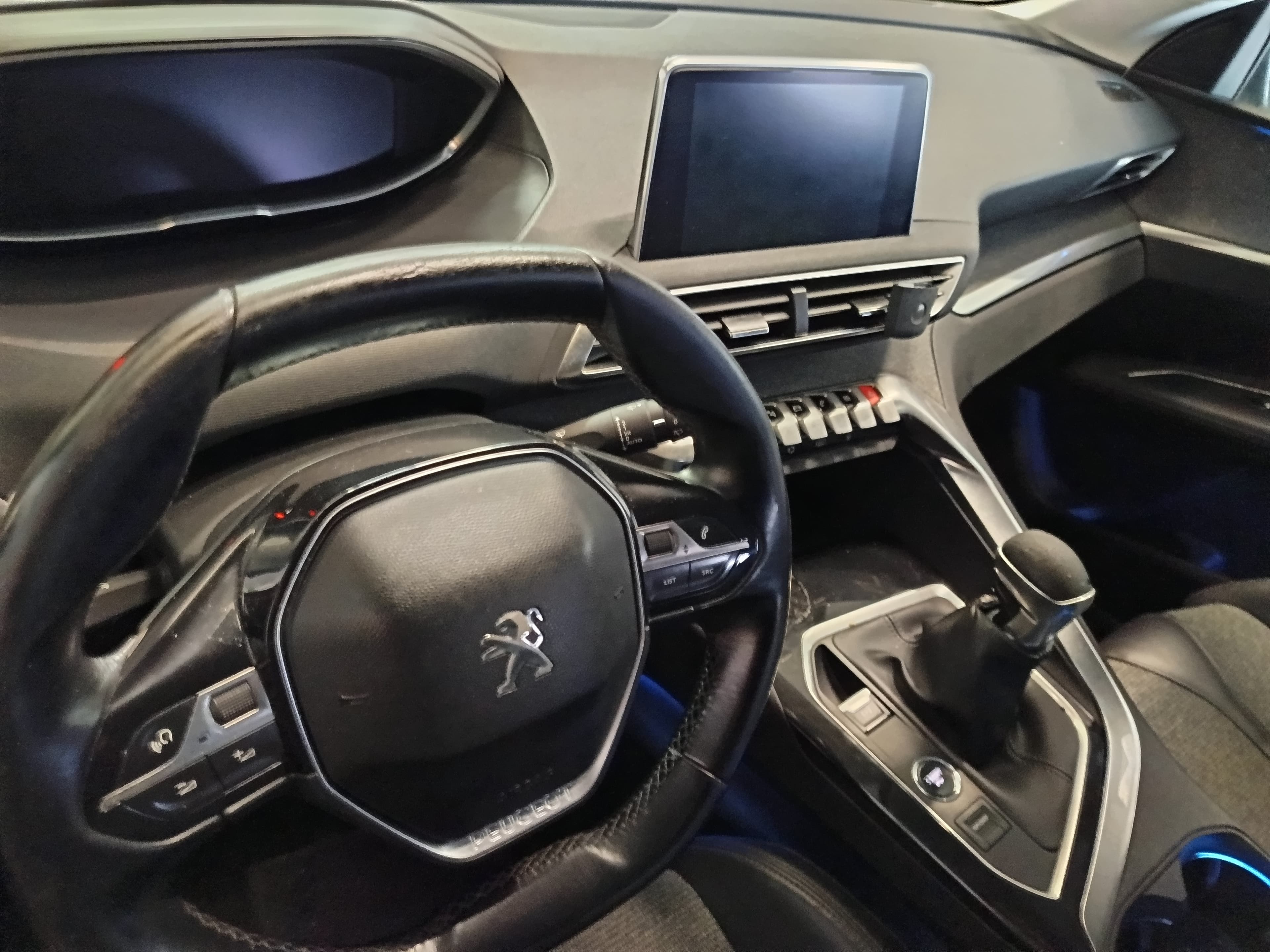 Peugeot 3008 · Ano 2018 — imagem 47