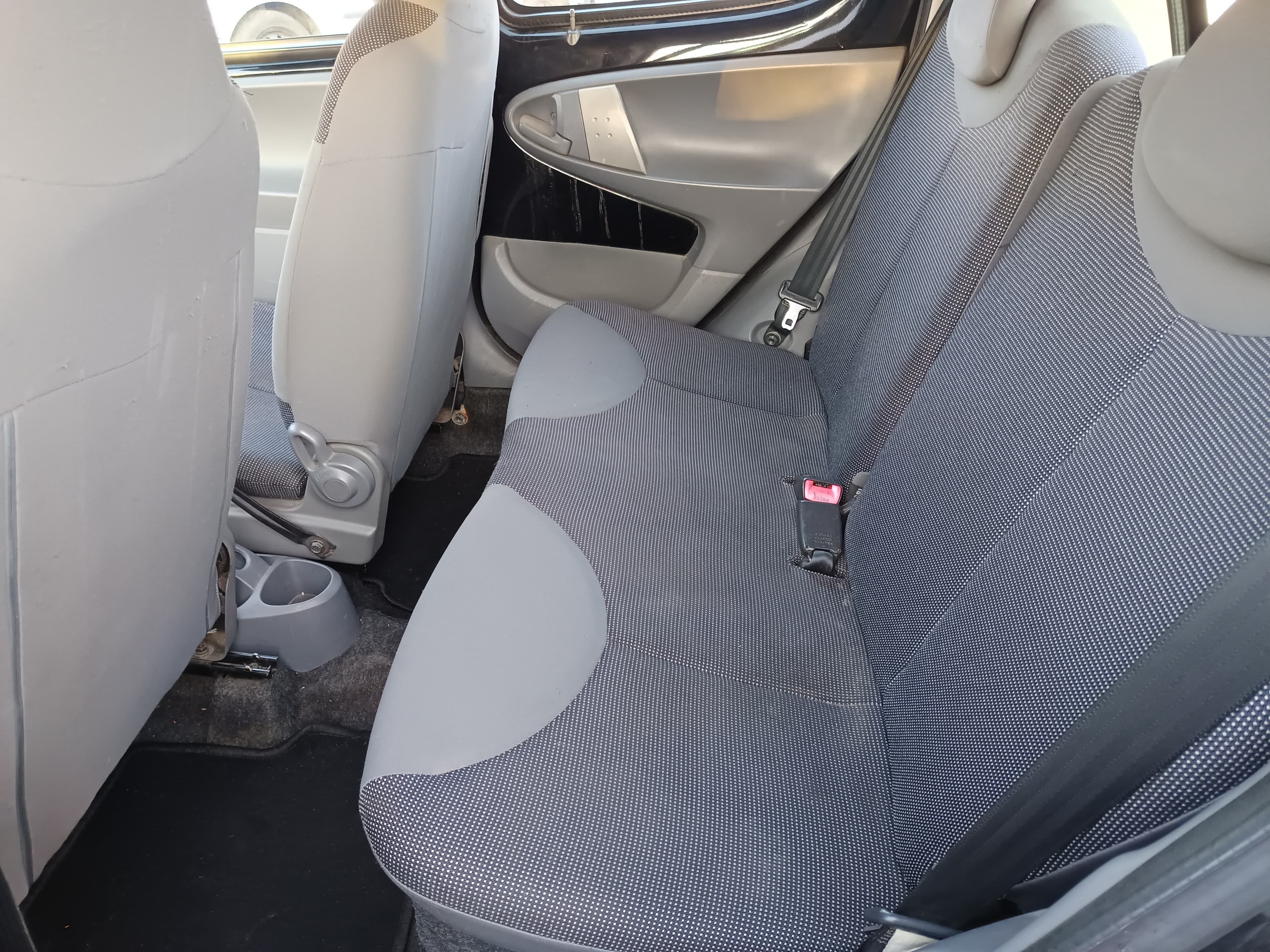 Peugeot 107 · Ano 2008 — imagen 29