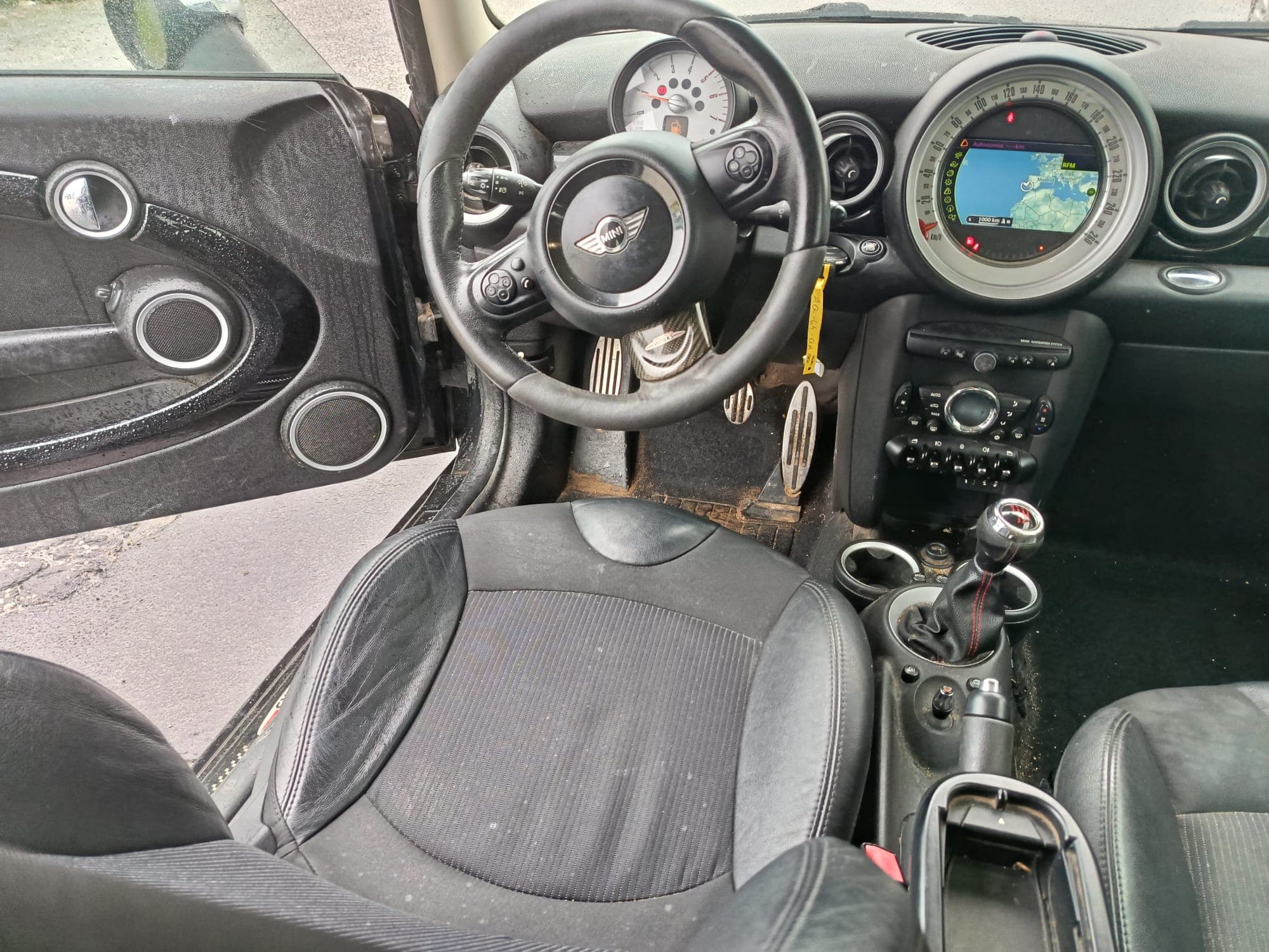 Mini Cooper SD · Ano 2011 — image 11