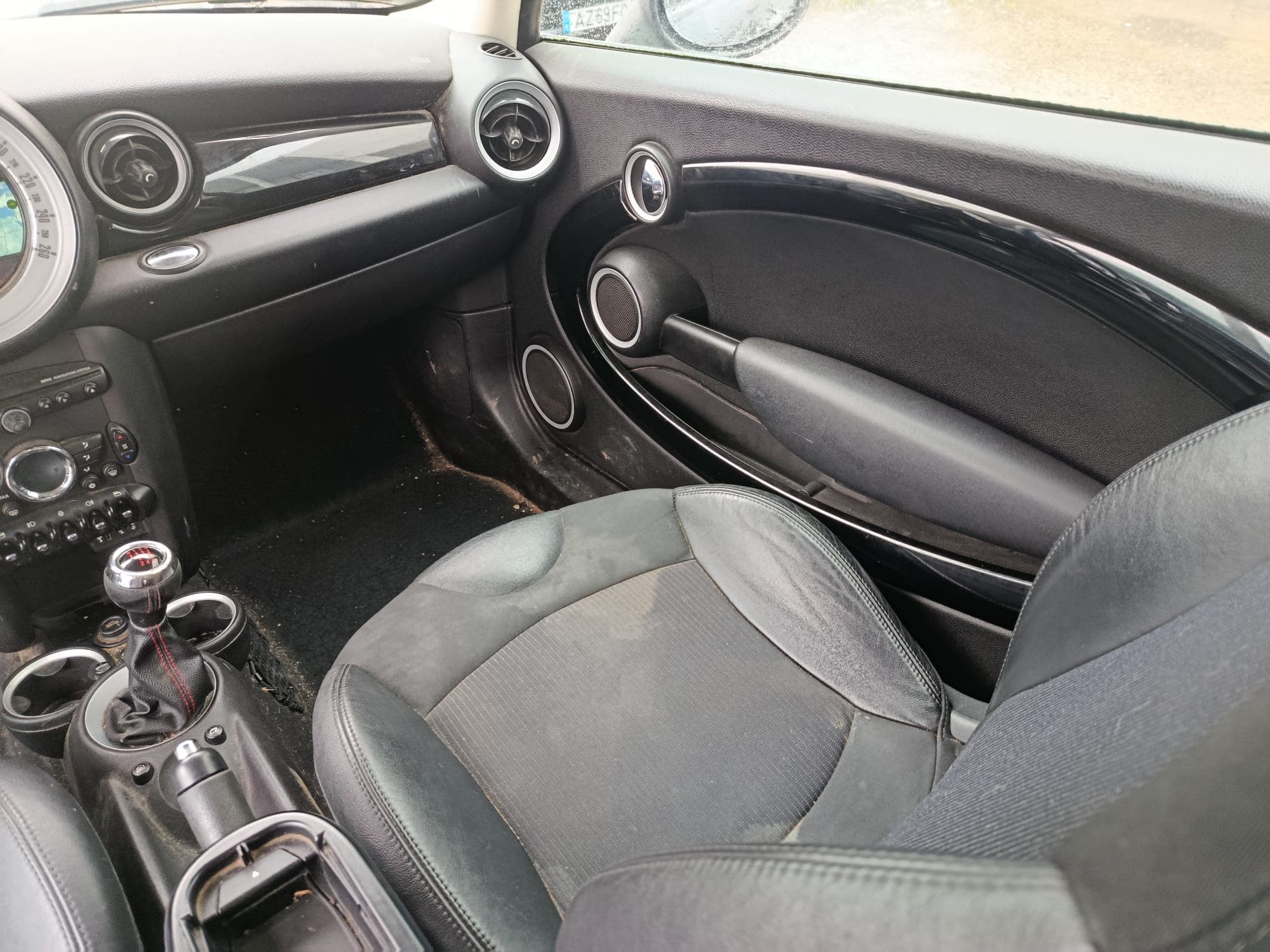 Mini Cooper SD · Ano 2011 — image 17