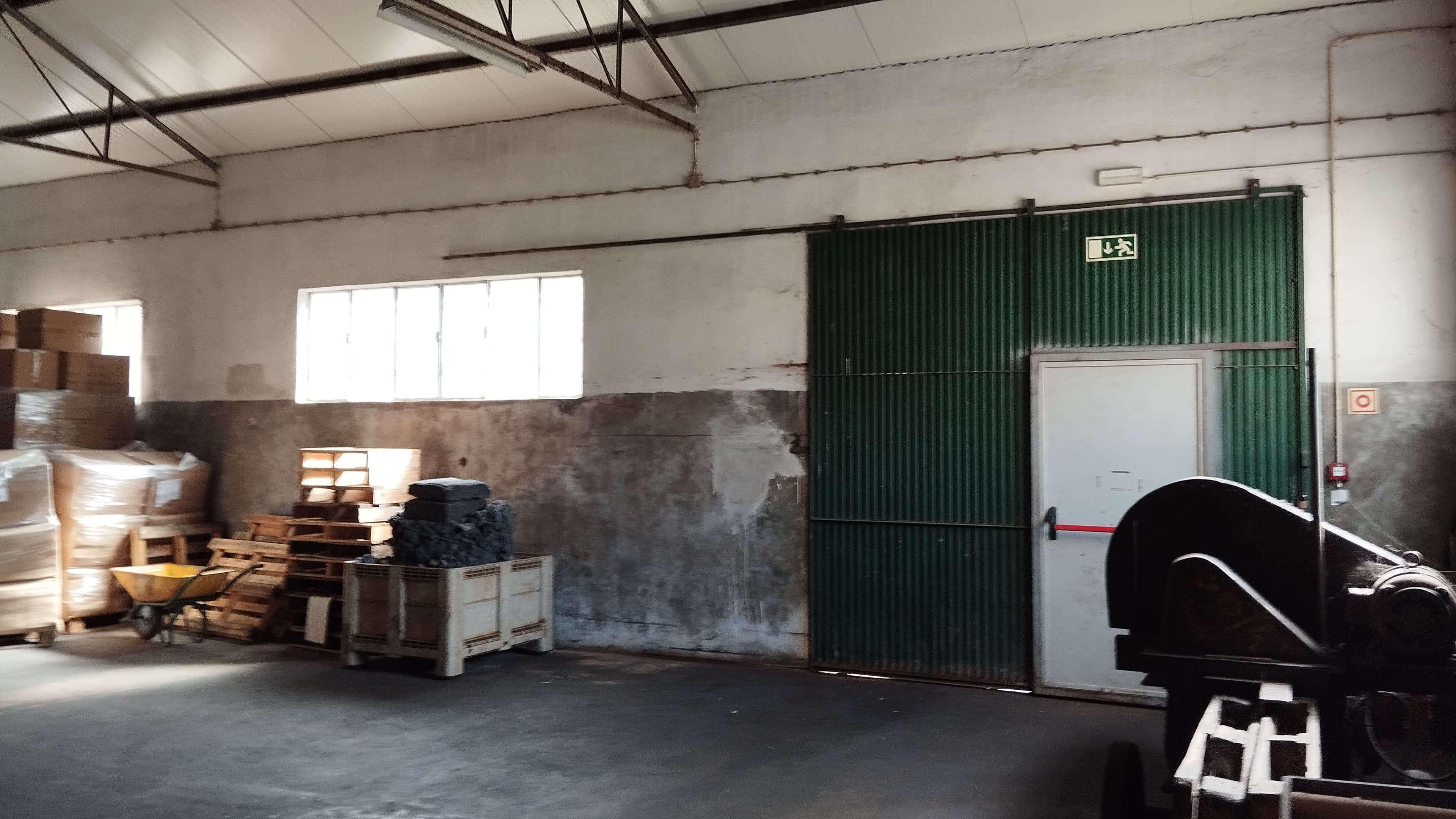 FAST SALE · Armazém Industrial · Vimieiro, Santa Comba Dão — imagem 18