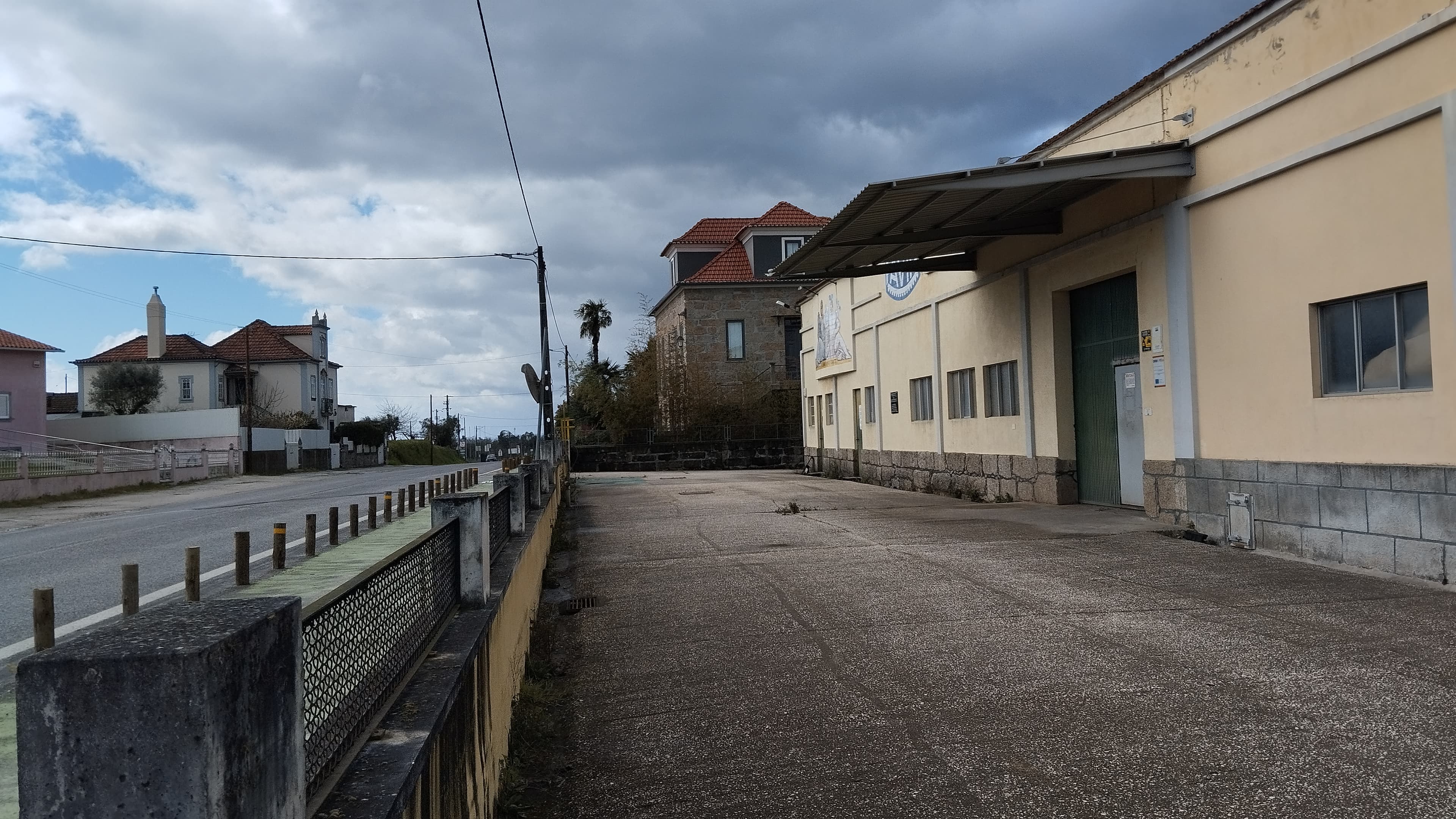 FAST SALE · Armazém Industrial · Vimieiro, Santa Comba Dão — imagem 4