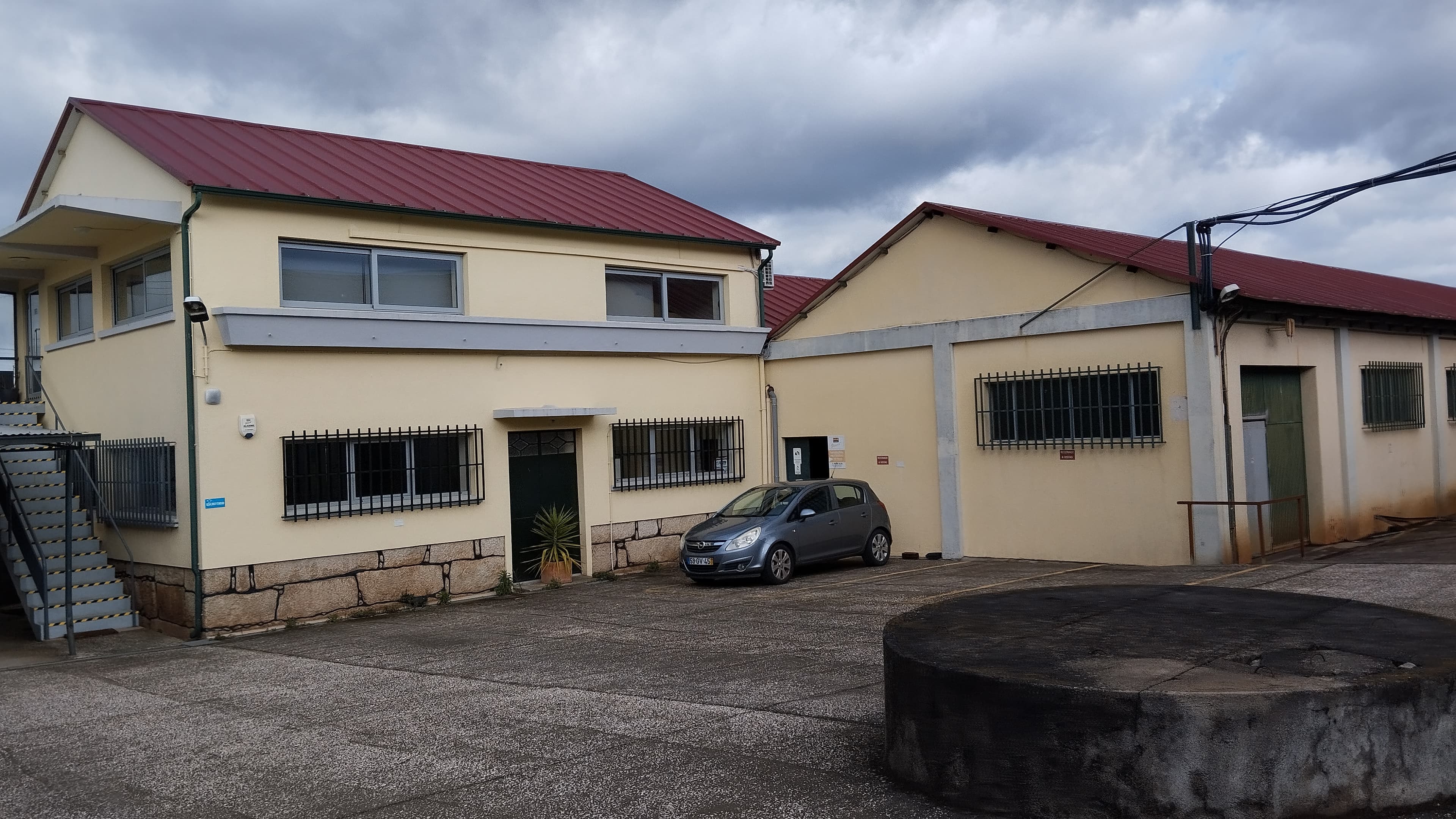 FAST SALE · Armazém Industrial · Vimieiro, Santa Comba Dão — imagem 7