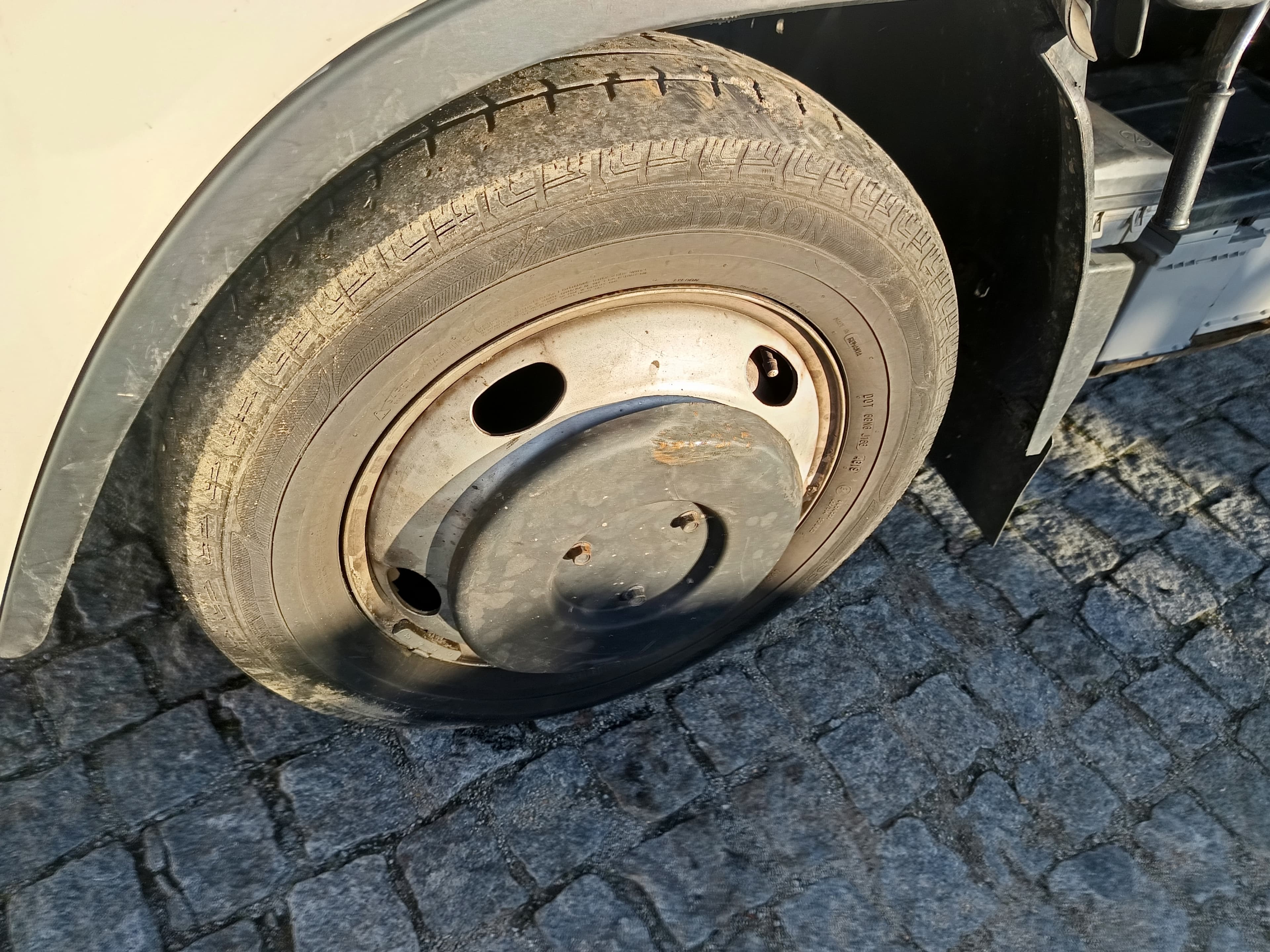Isuzu · Ano 2008 — imagem 13