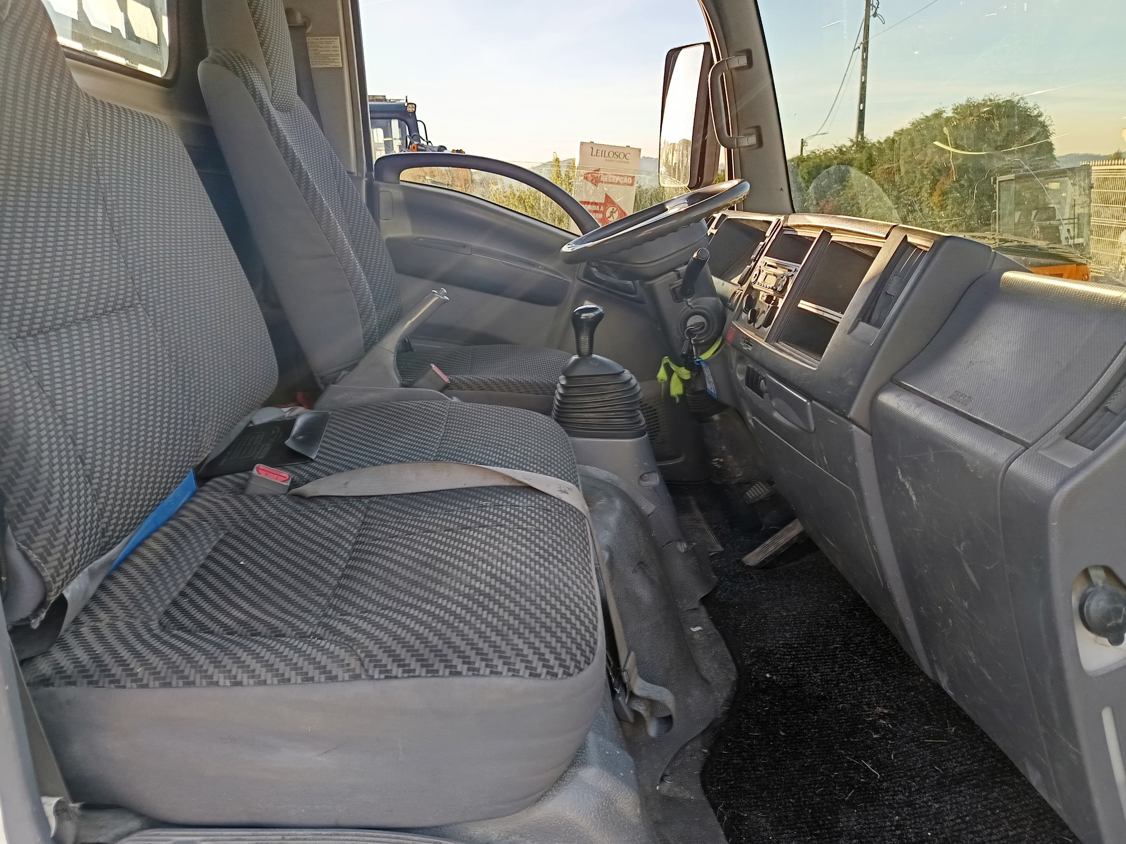 Isuzu · Ano 2008 — imagem 16