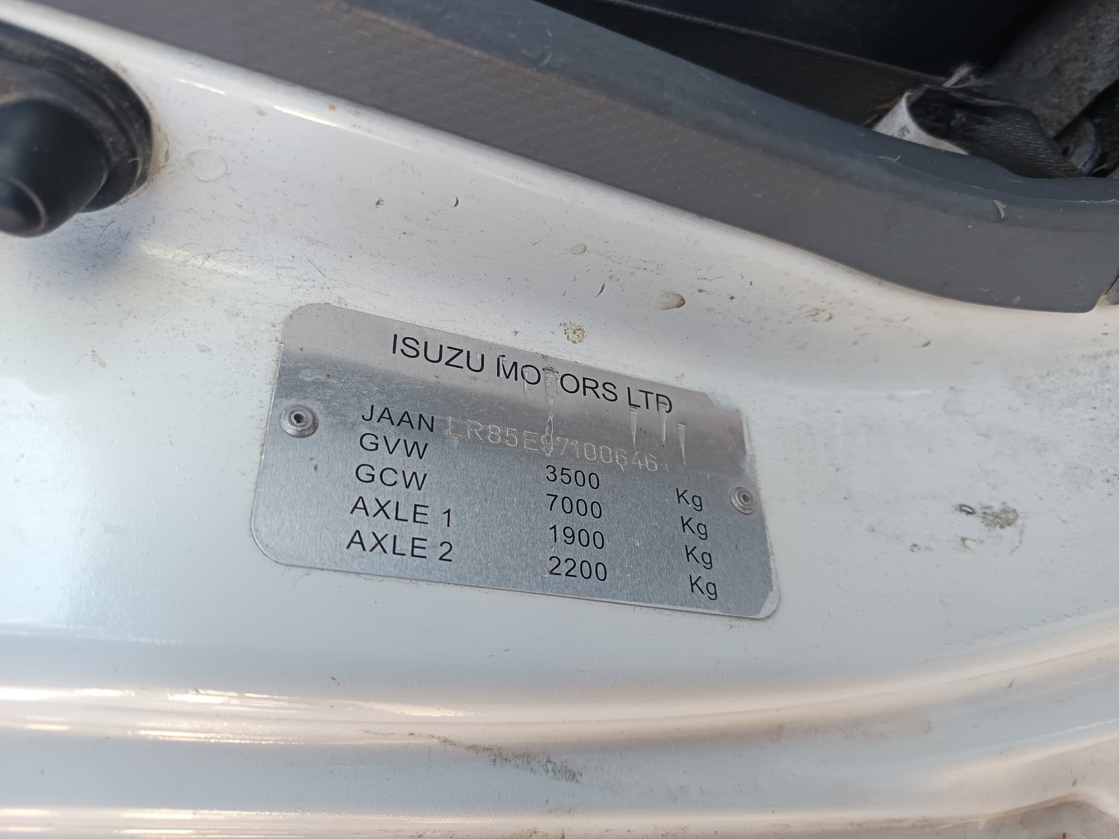 Isuzu · Ano 2008 — imagem 17