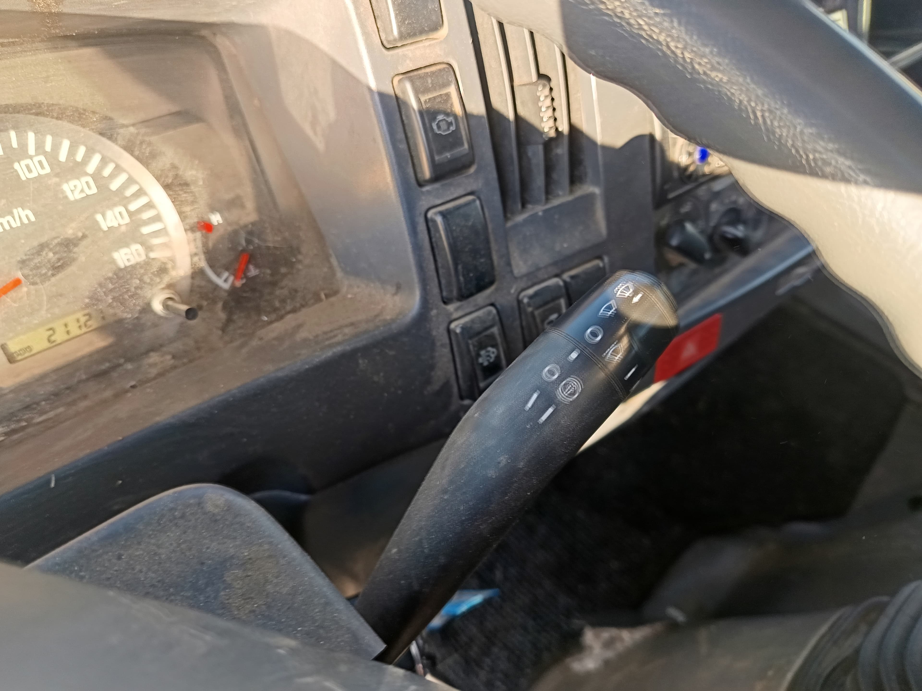 Isuzu · Ano 2008 — imagem 29