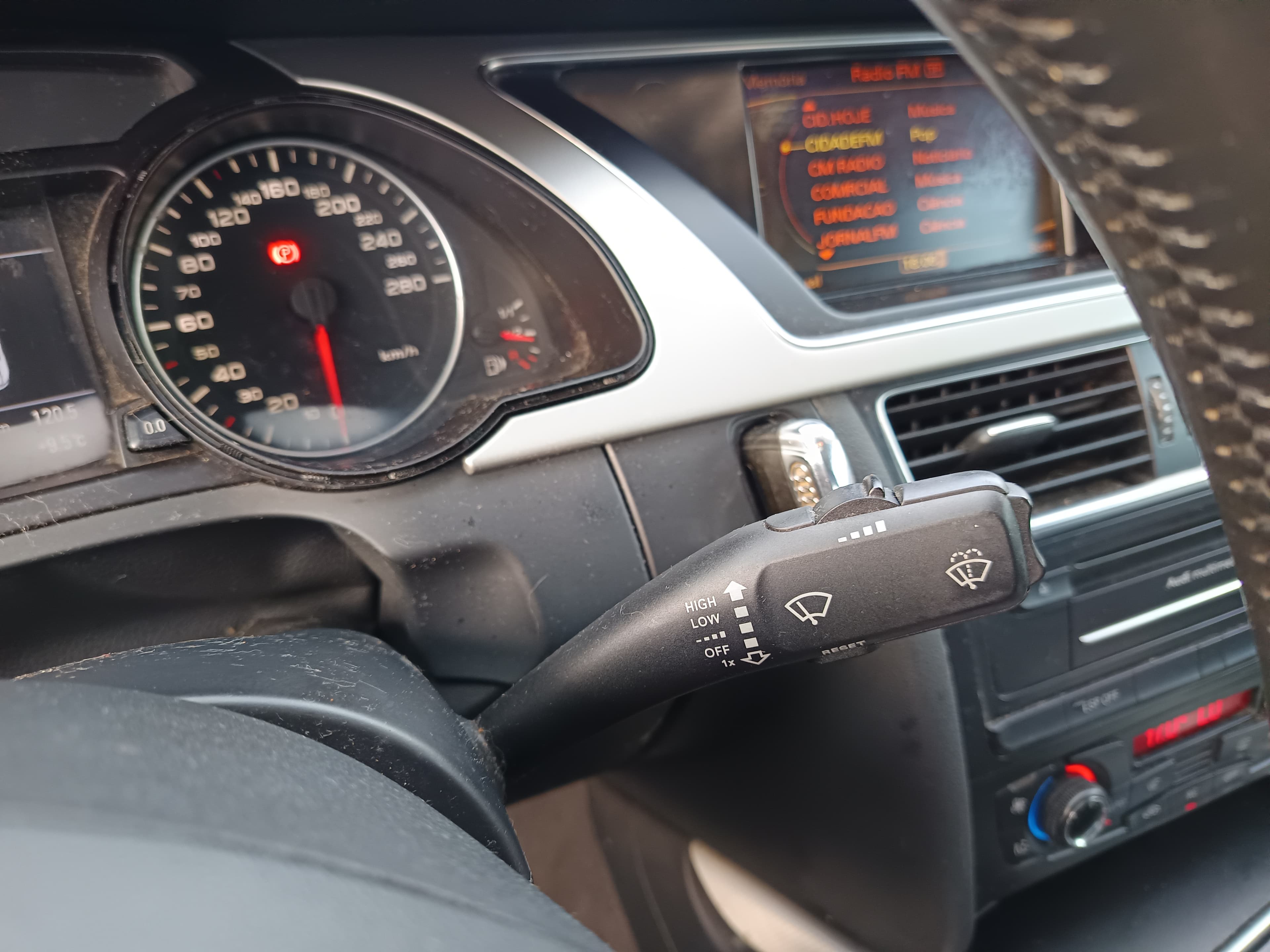 Audi A5 · Ano 2010 — image 37