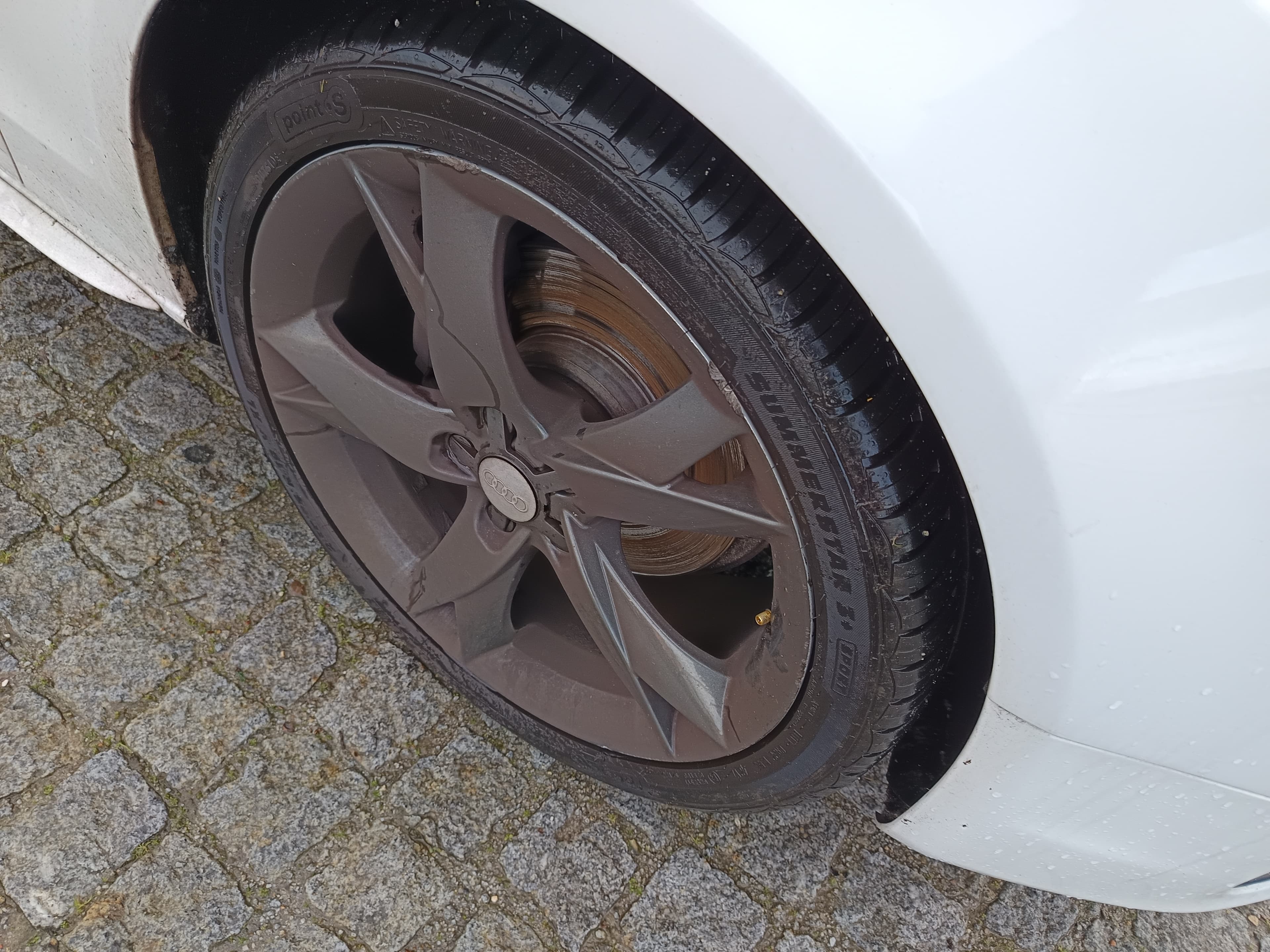 Audi A5 · Ano 2010 — image 8