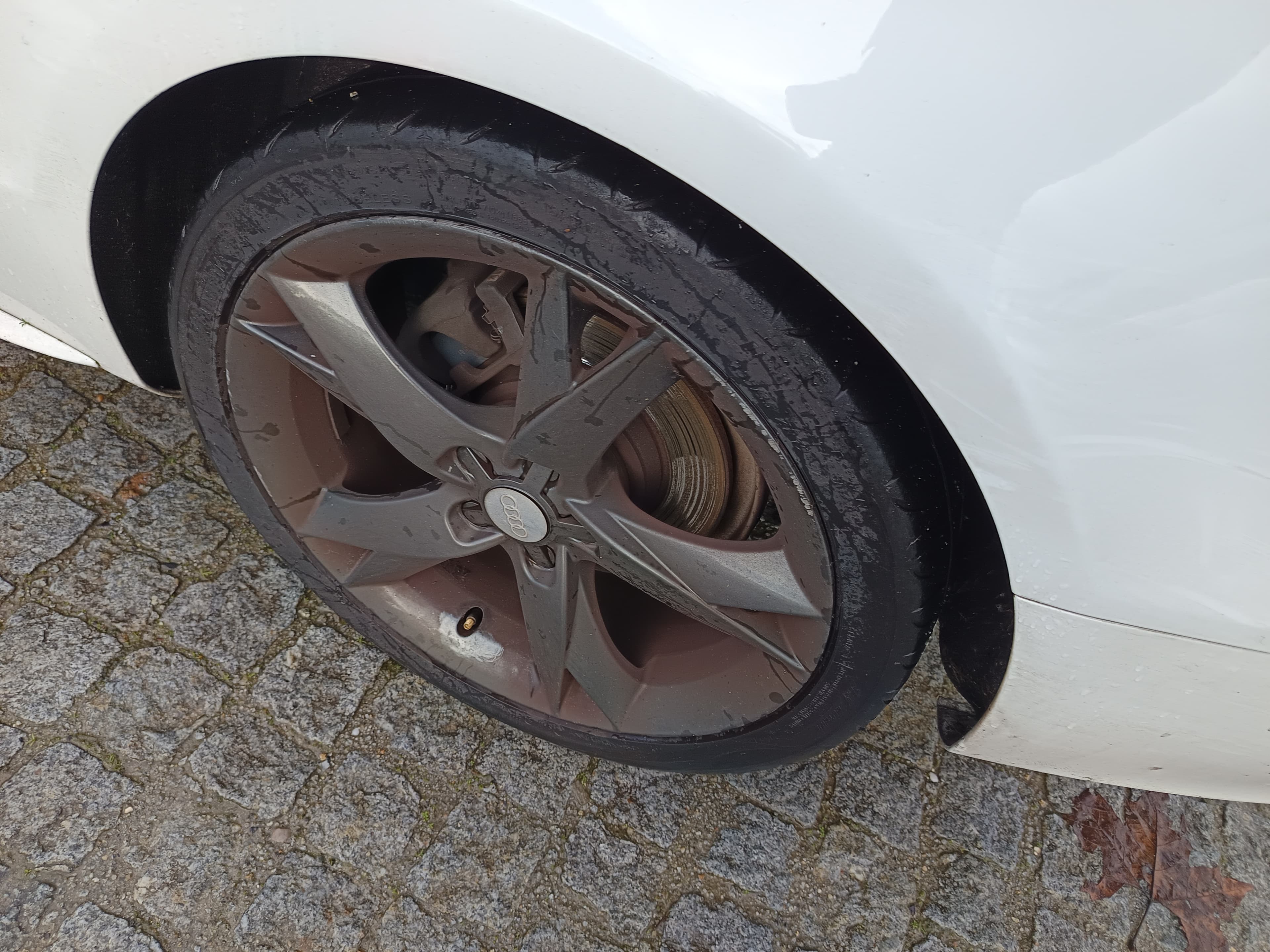 Audi A5 · Ano 2010 — image 14