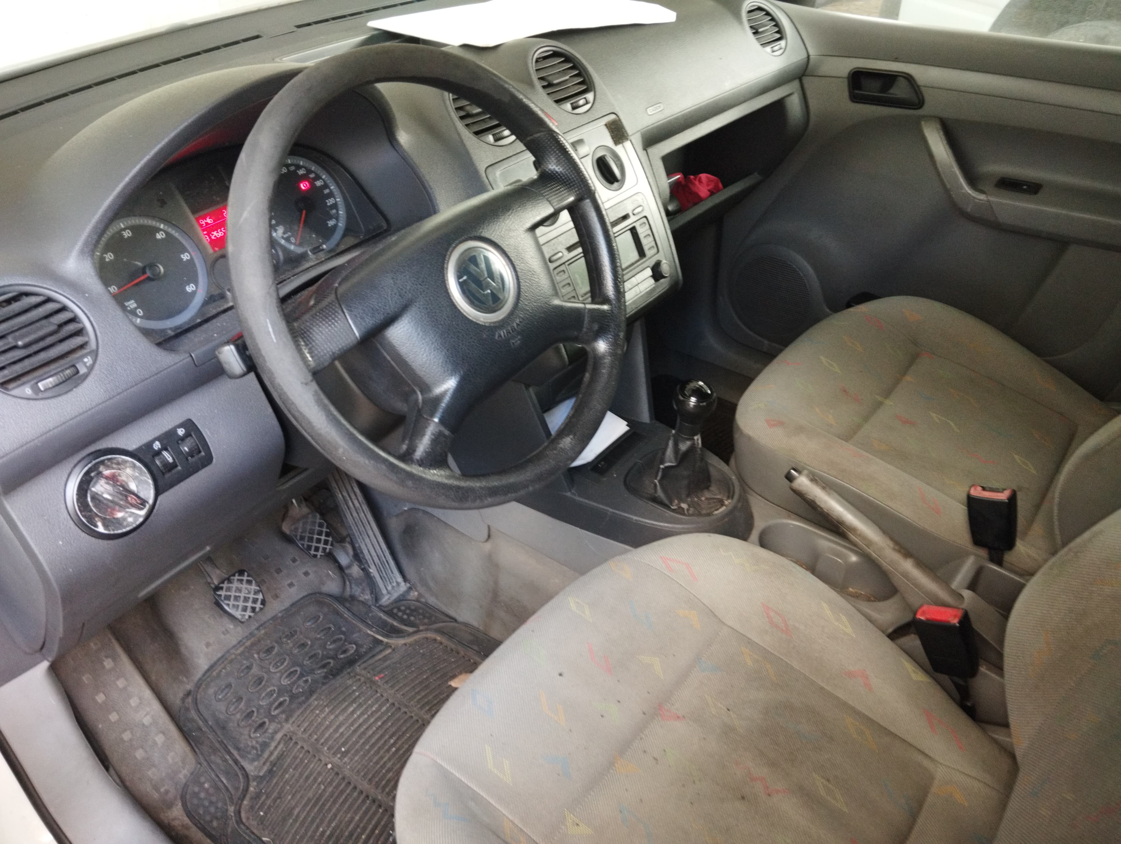 Volkswagen Caddy 1.9 TDI · Ano 2005 — image 9