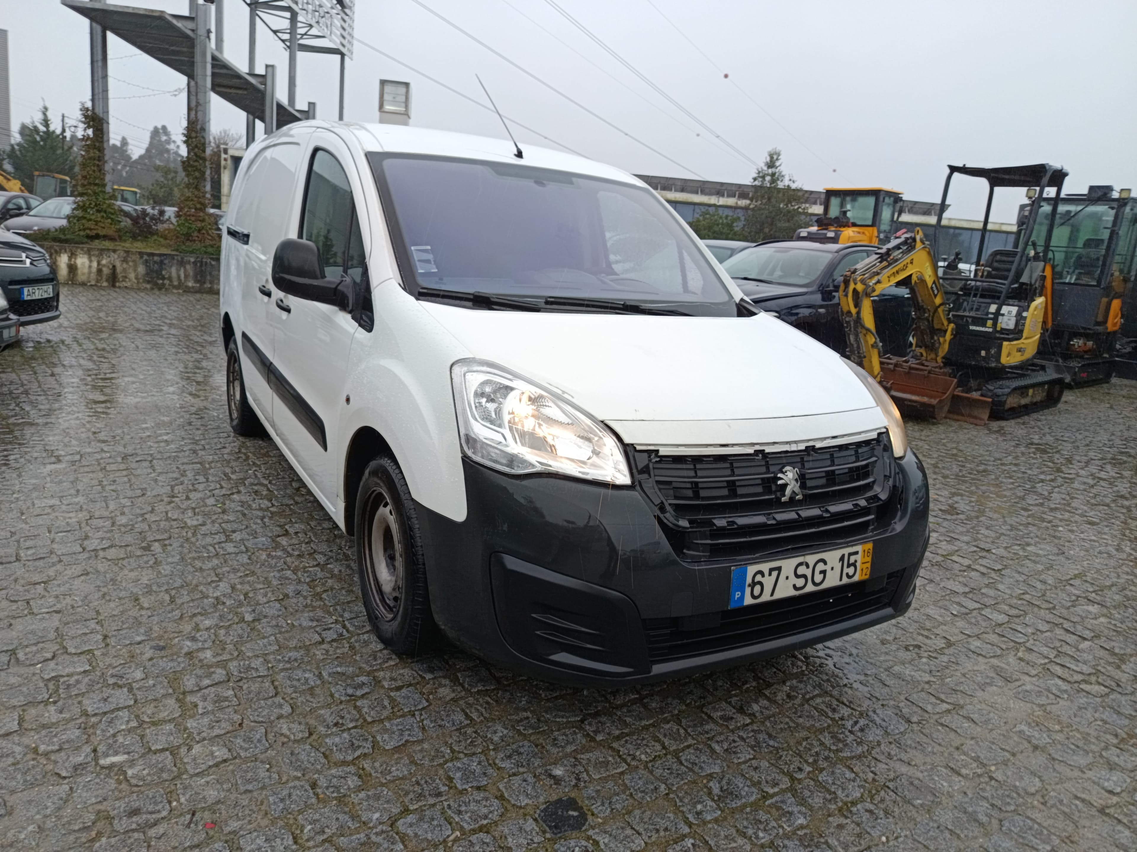 Peugeot Partner · Ano 2016 — image 3