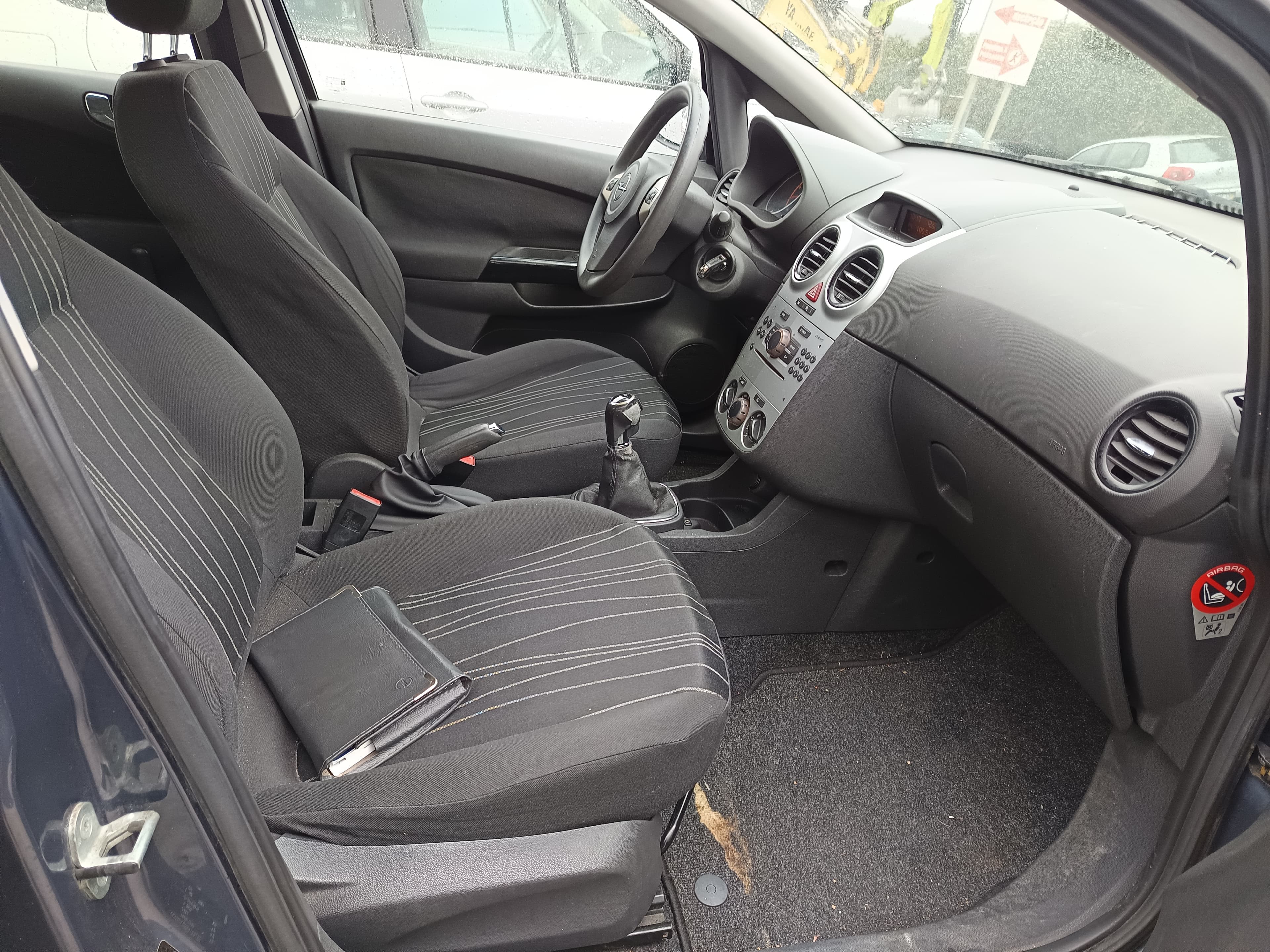 Opel Corsa · Ano 2010 — imagen 26