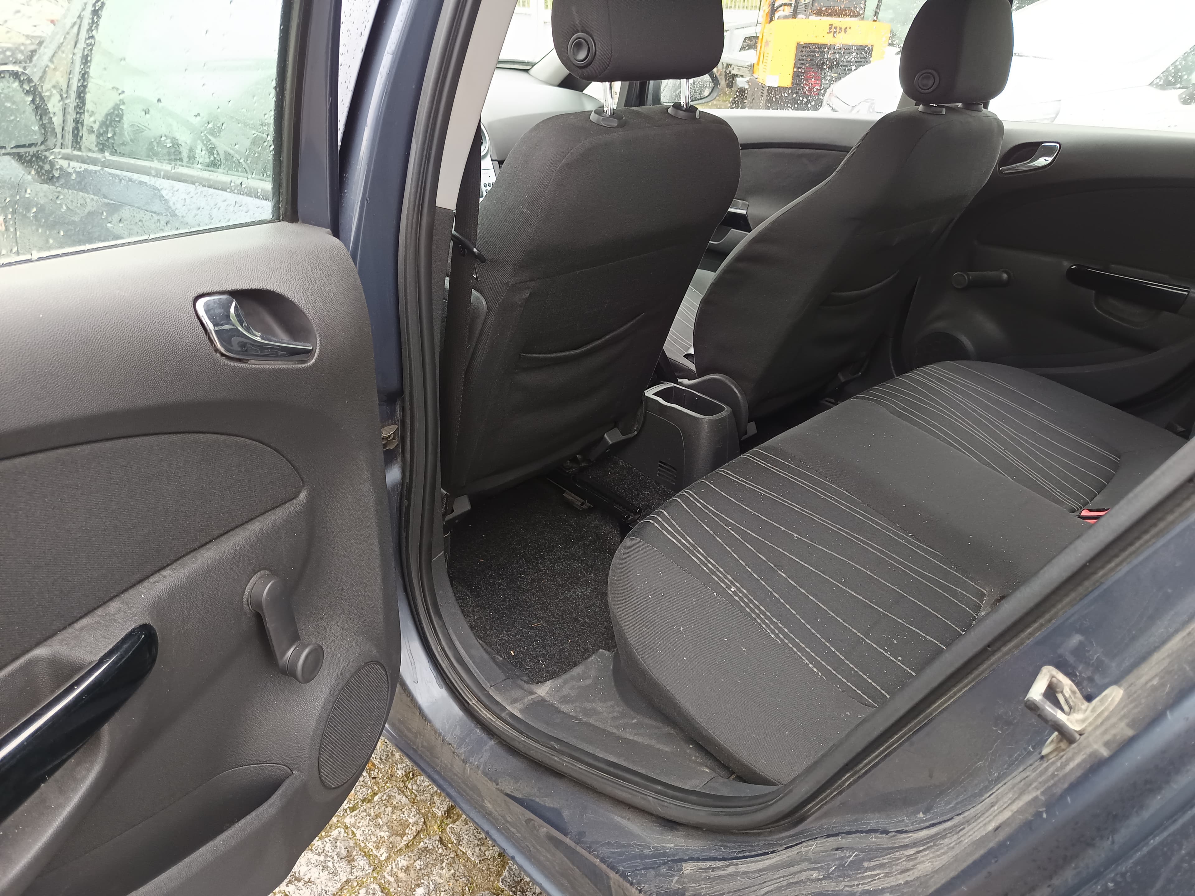 Opel Corsa · Ano 2010 — imagen 28