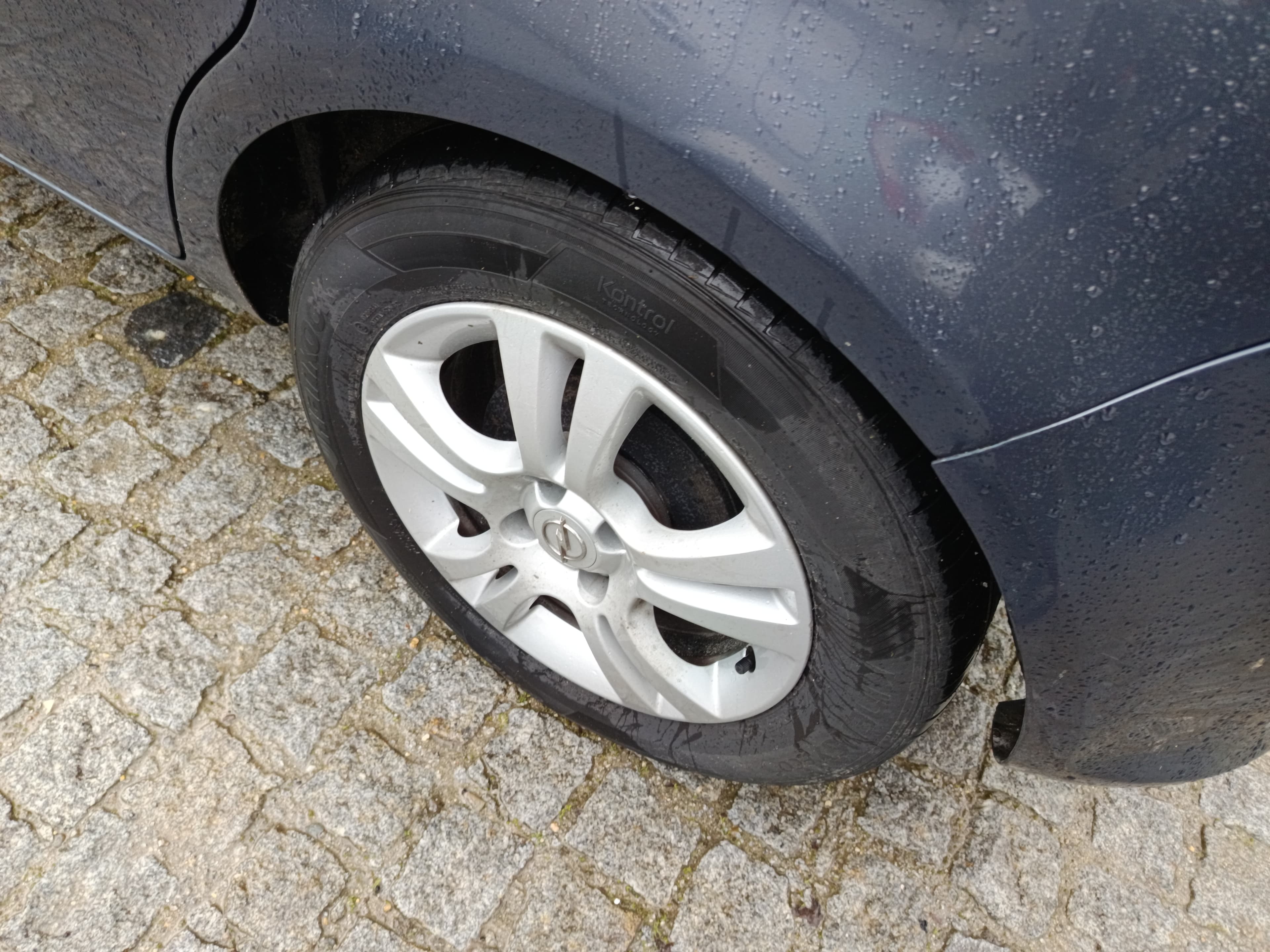 Opel Corsa · Ano 2010 — imagen 16