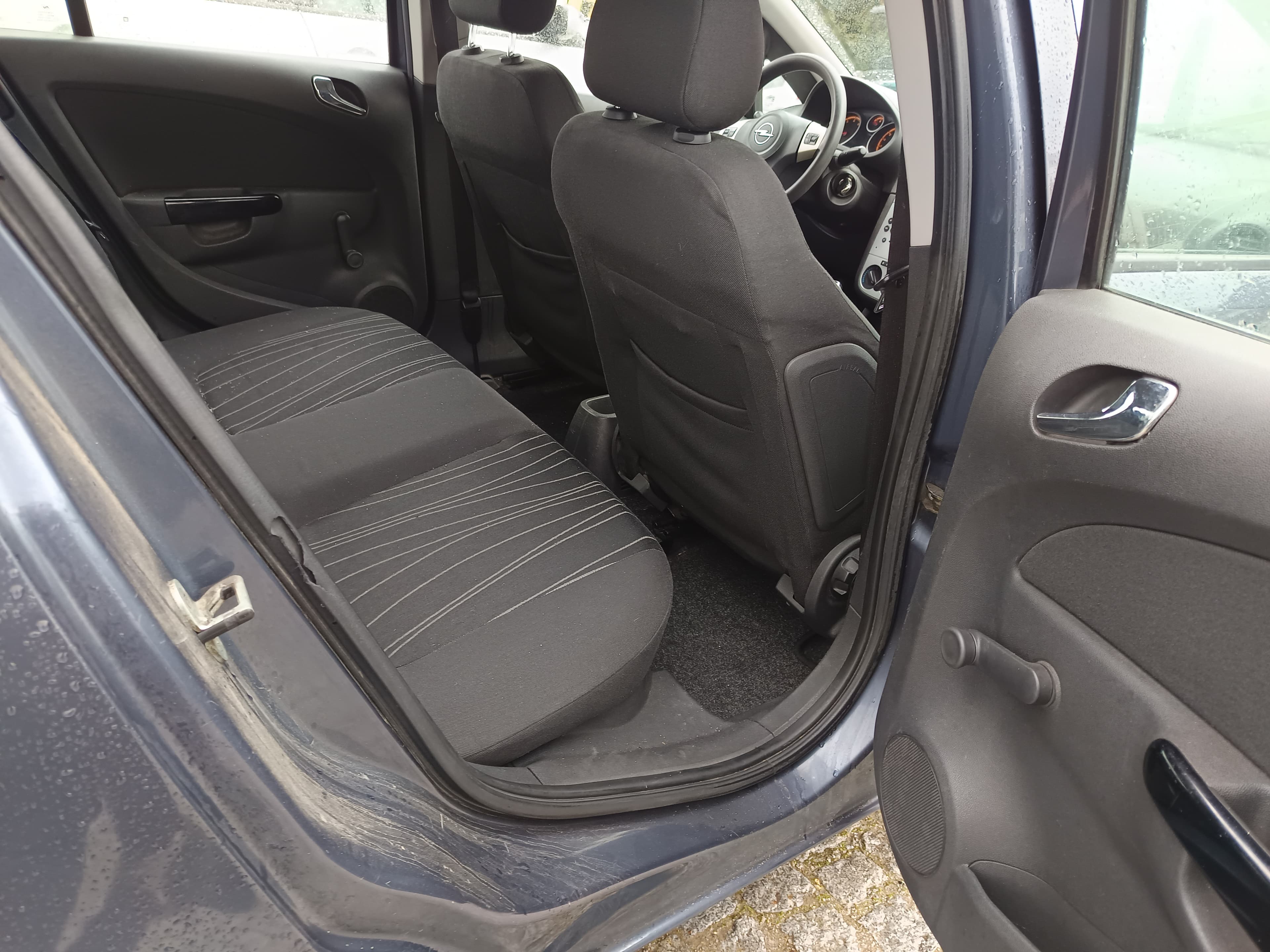Opel Corsa · Ano 2010 — imagen 21