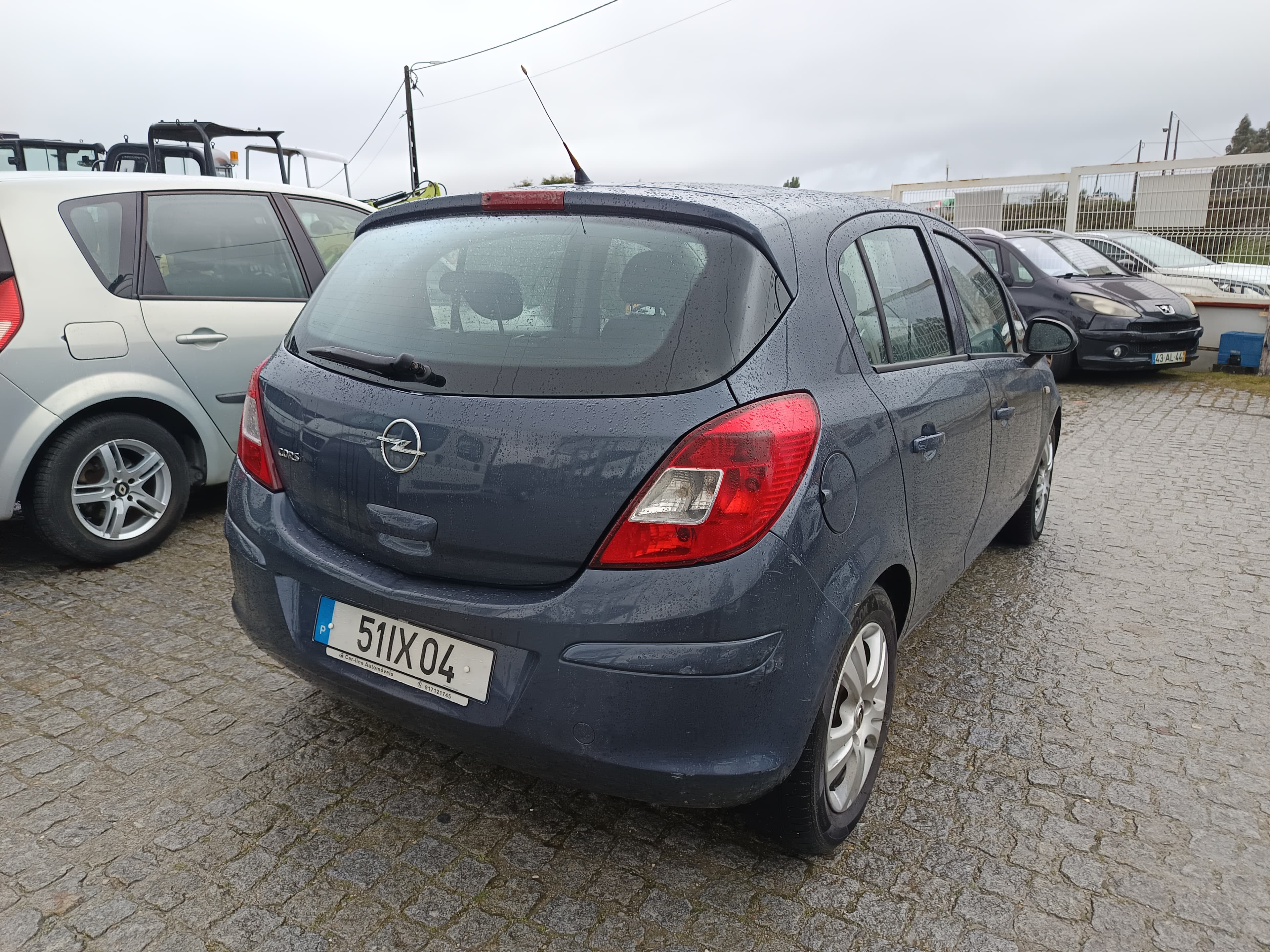Opel Corsa · Ano 2010 — imagen 4