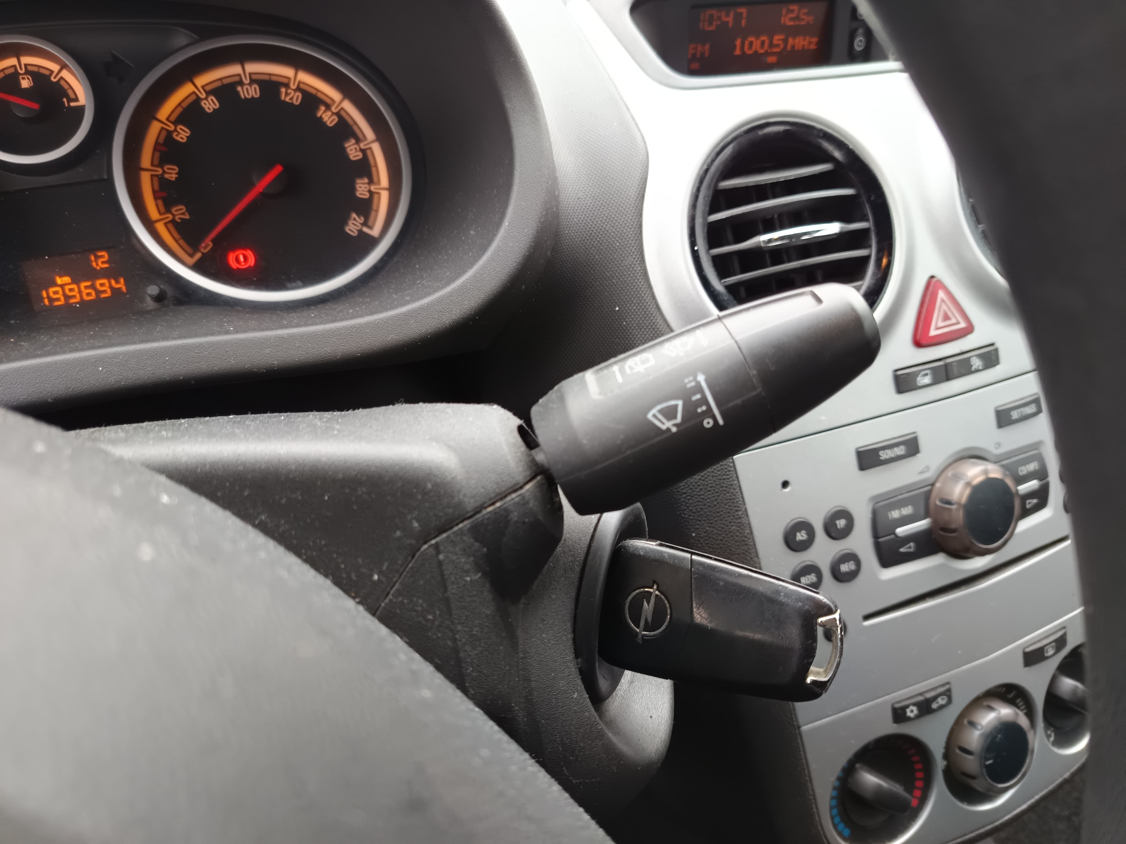 Opel Corsa · Ano 2010 — imagen 40