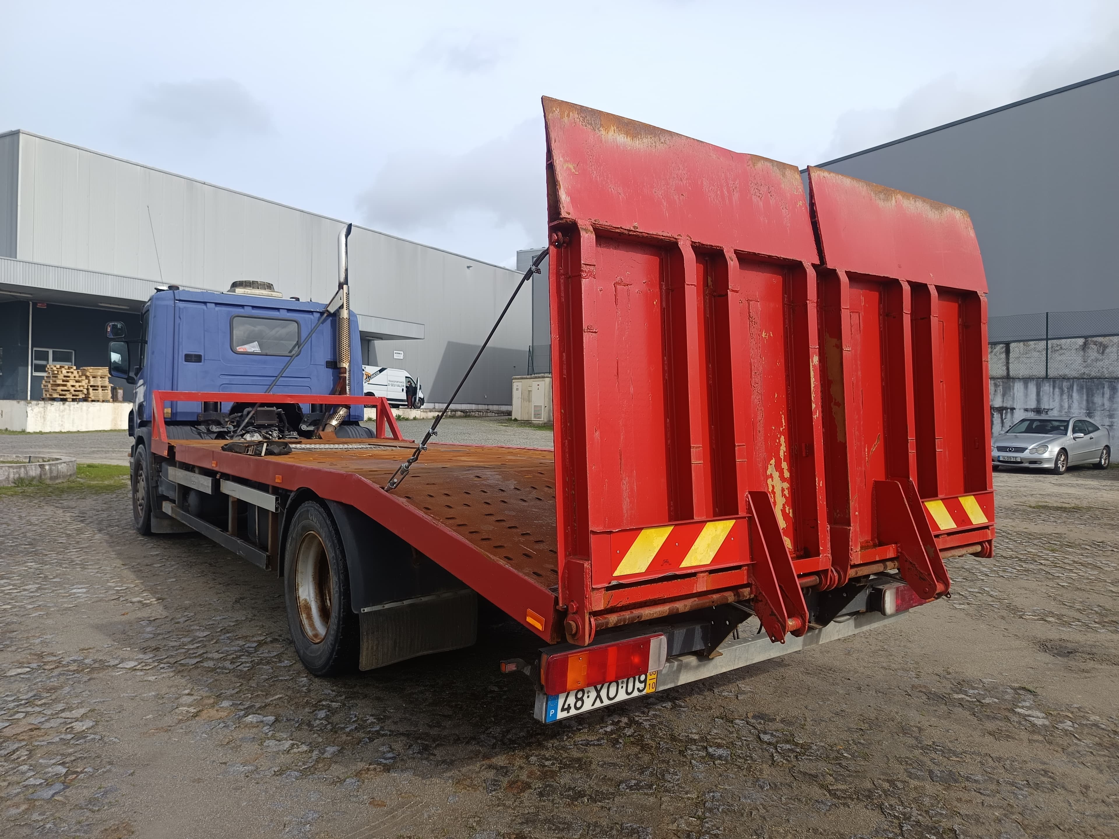 Scania P 230 B4 X2 · Ano 2005 — imagen 10